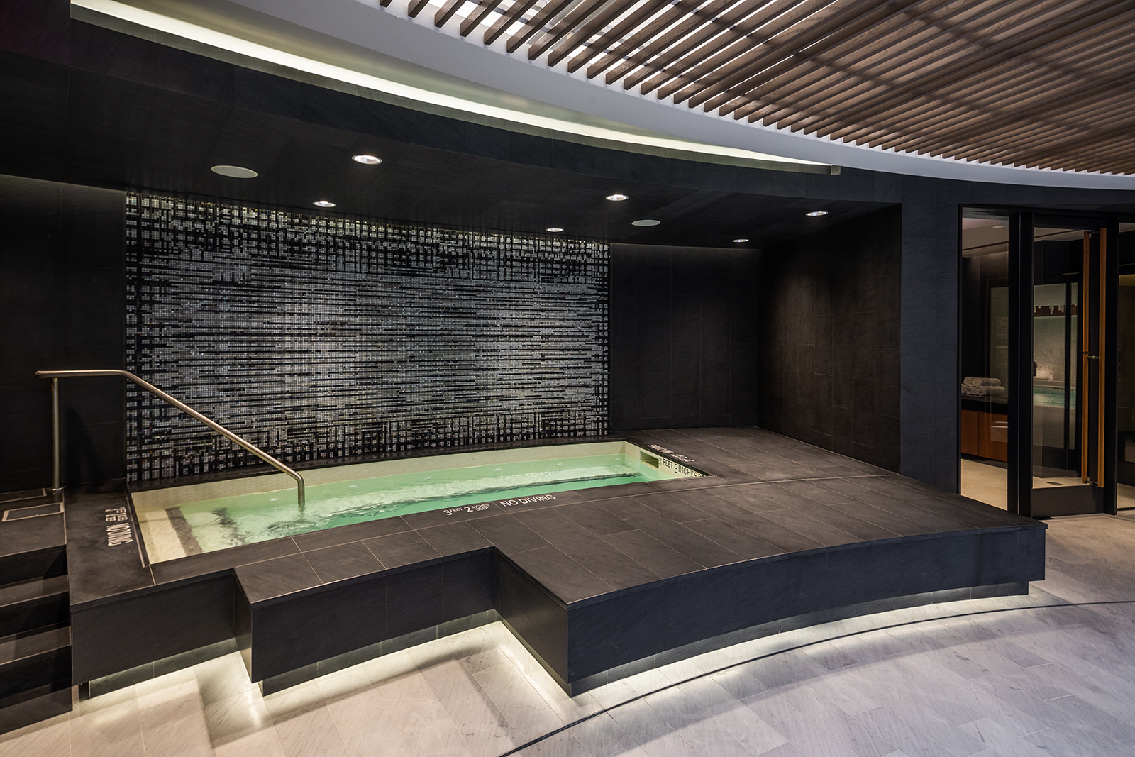 252 South Street 25H