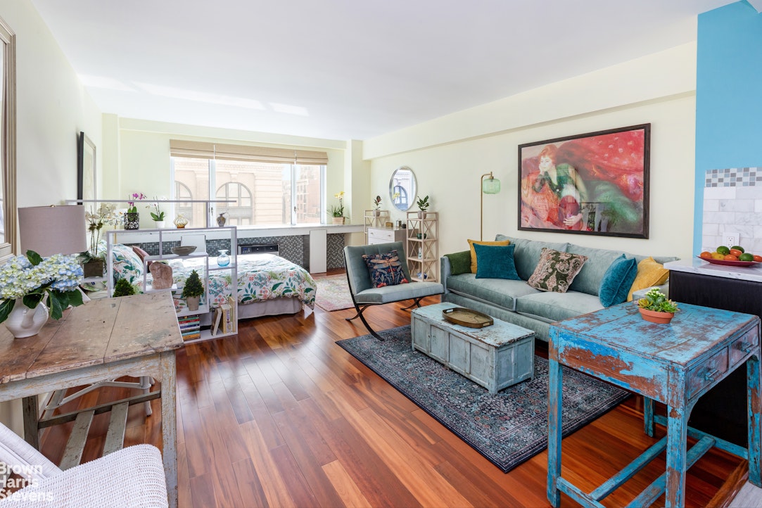 105 W 13TH Street 15B