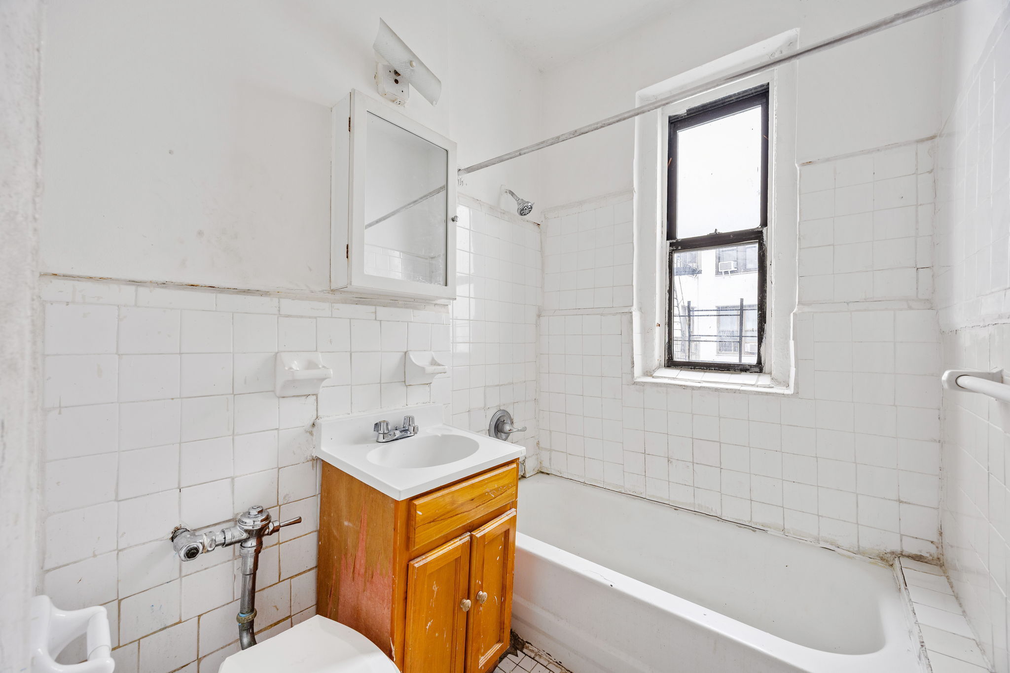 961 Washington Avenue 3G