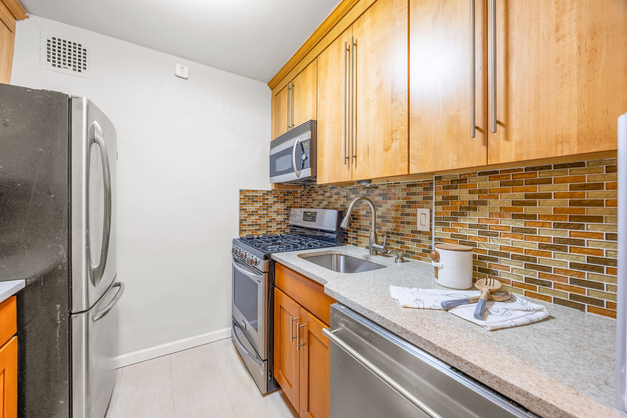 155 W 68th Street 616