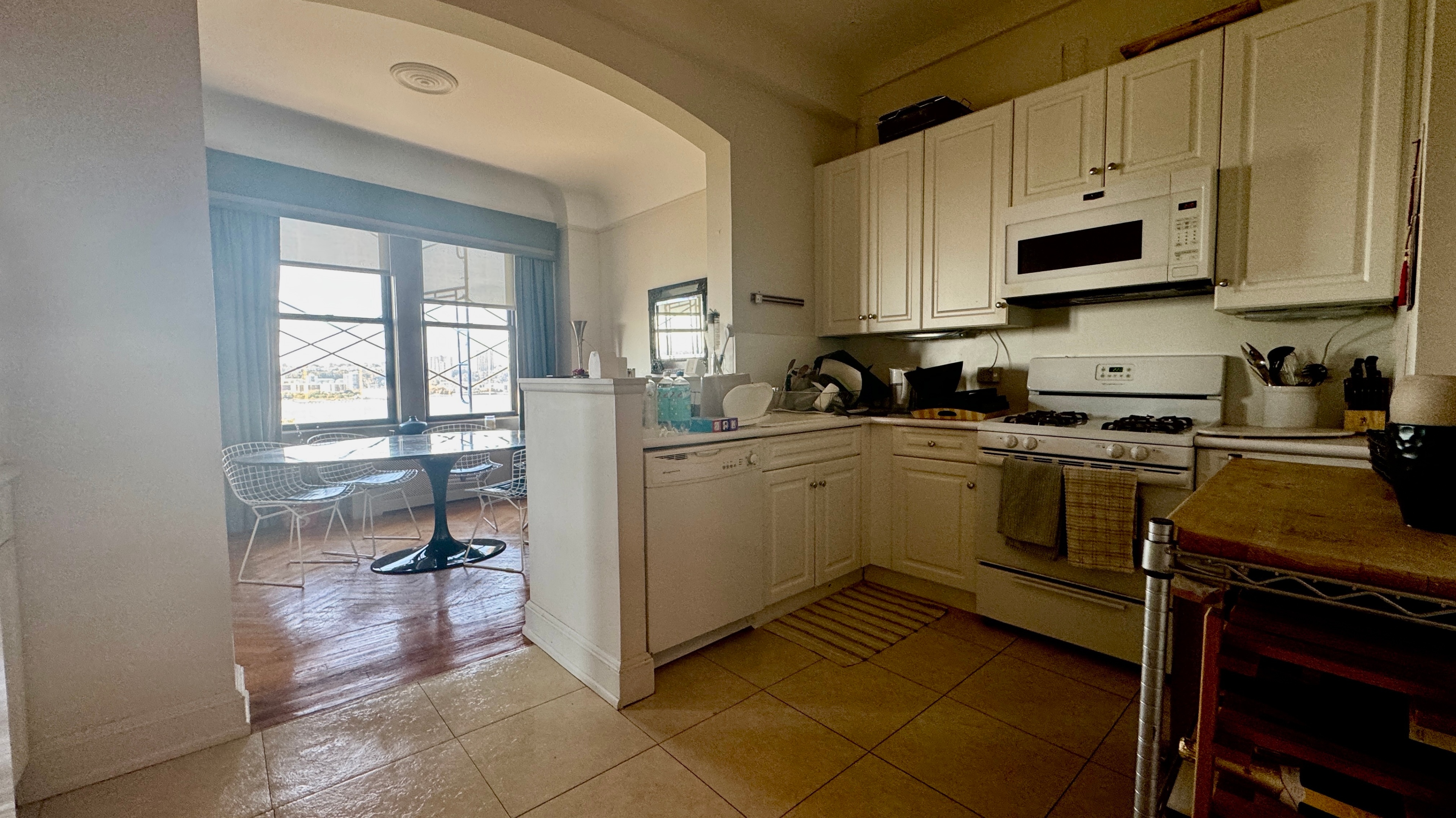 276 Riverside Drive 6E