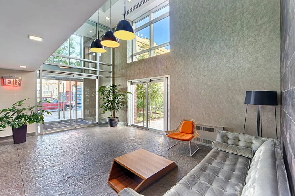 58 Metropolitan Avenue 2-B