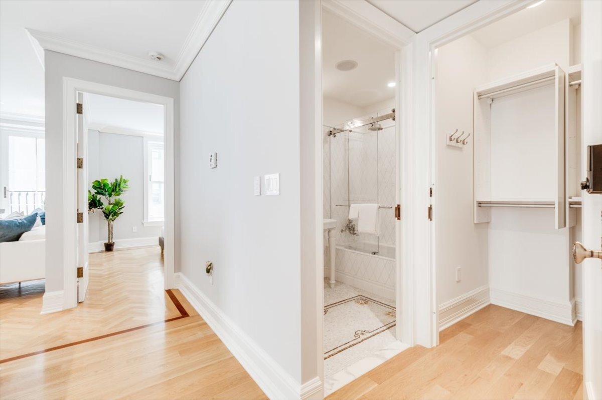 1 Central Park S 1406