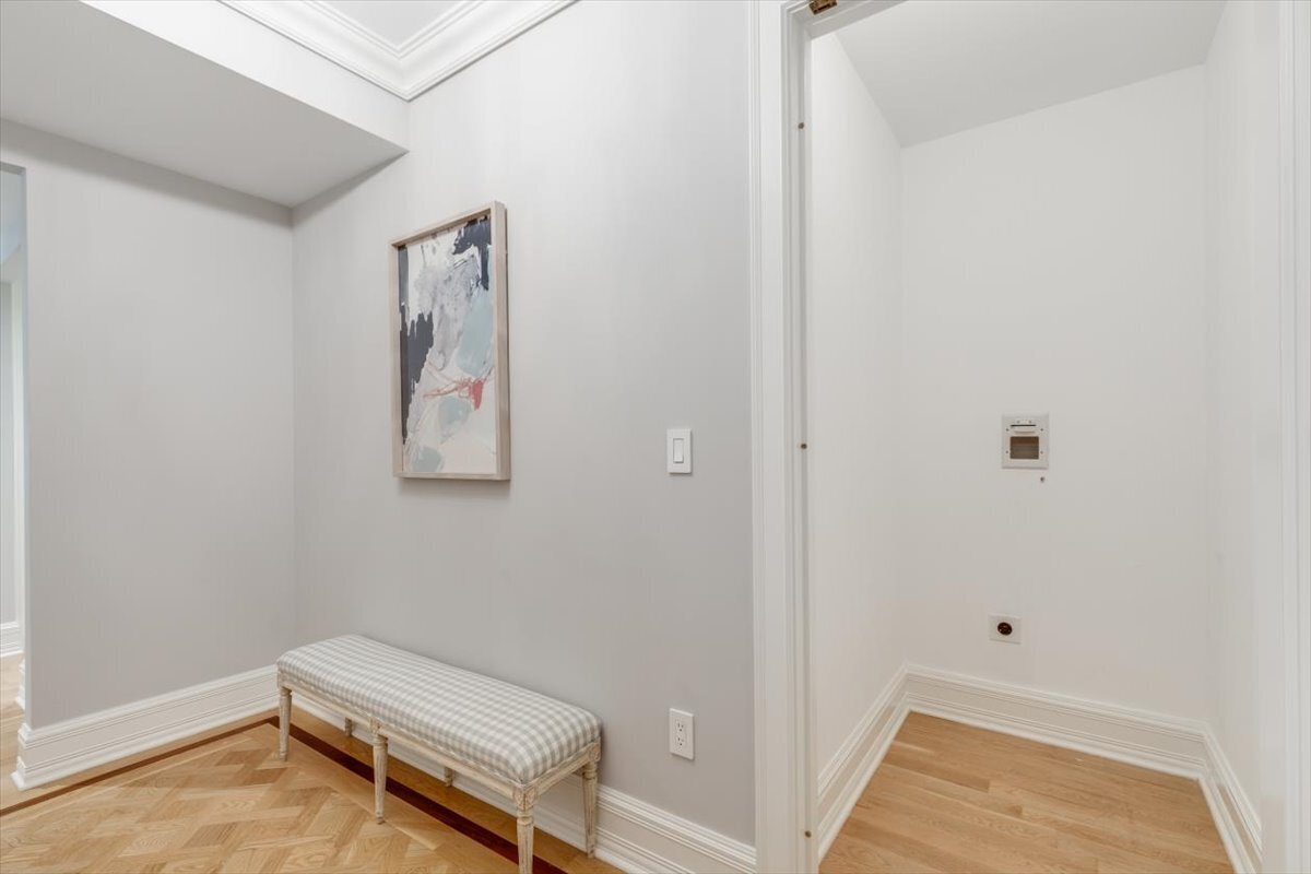 1 Central Park S 1406