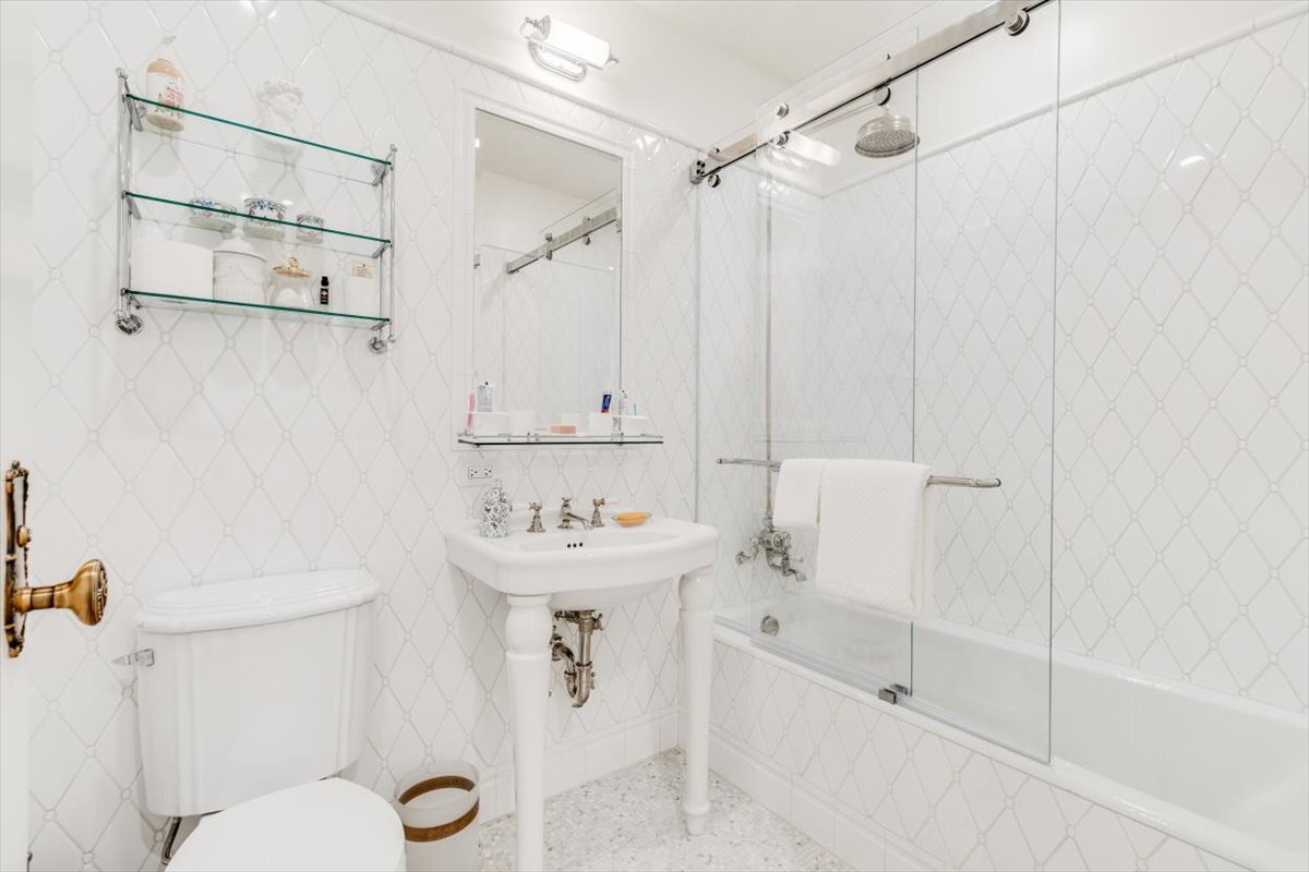 1 Central Park S 1406