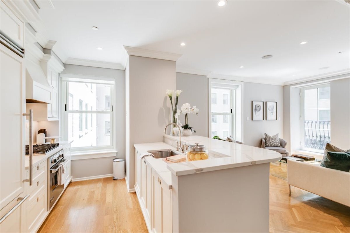 1 Central Park S 1406