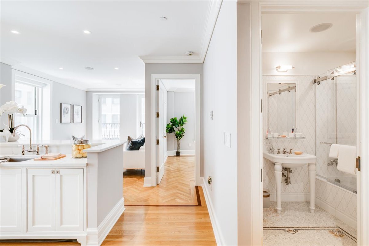 1 Central Park S 1406