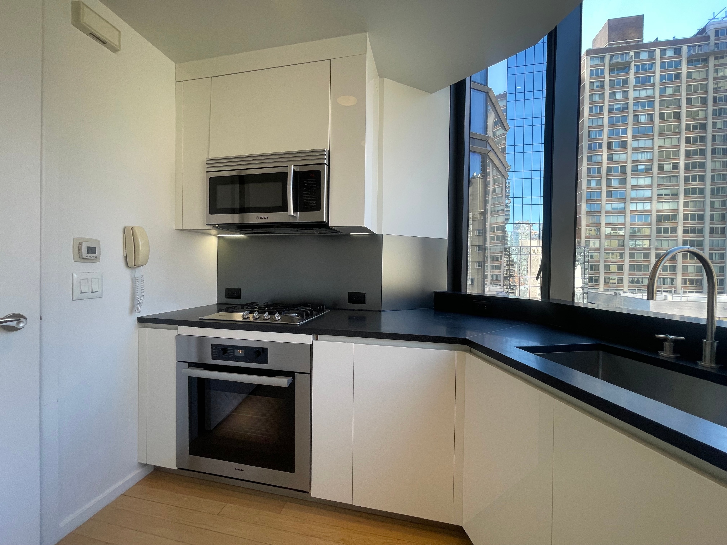 50 United Nations Plaza 14D