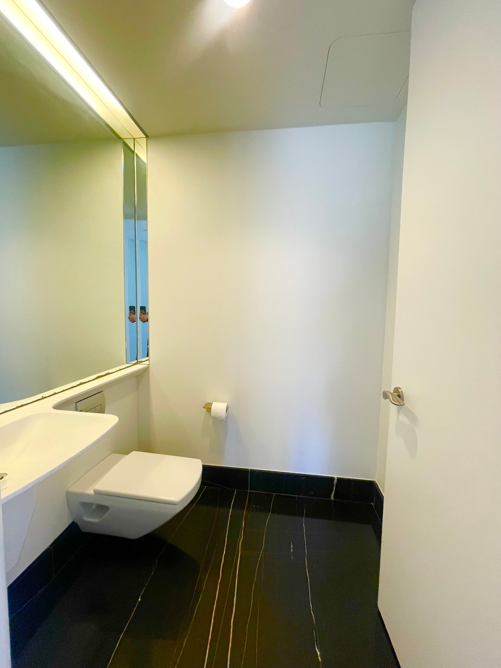 50 United Nations Plaza 14D