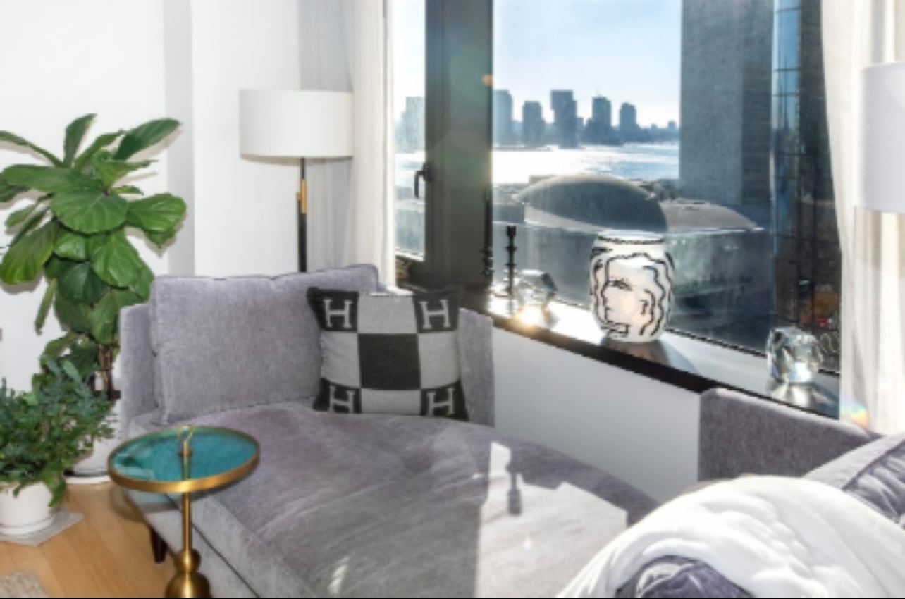 50 United Nations Plaza 14D