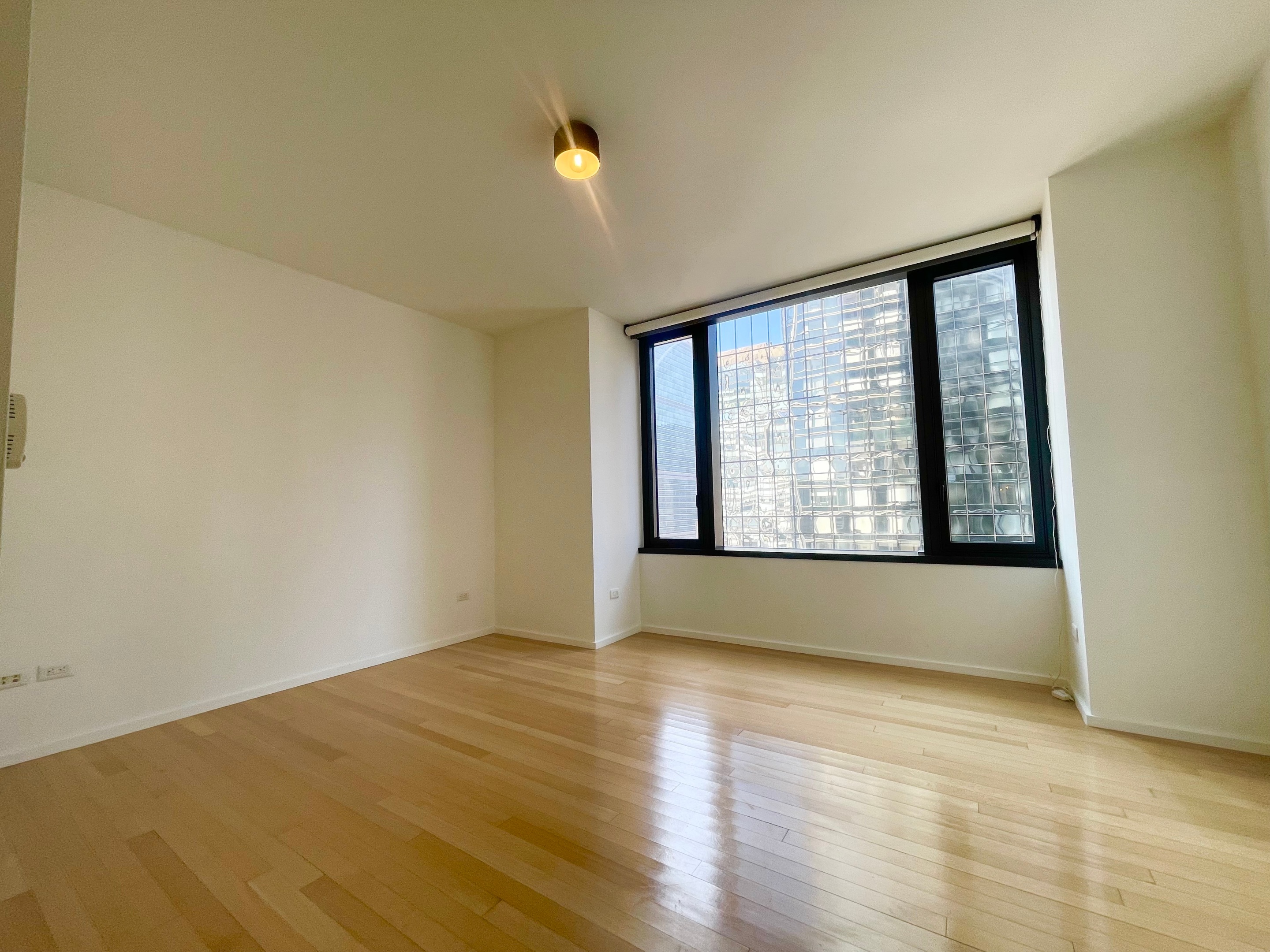 50 United Nations Plaza 14D