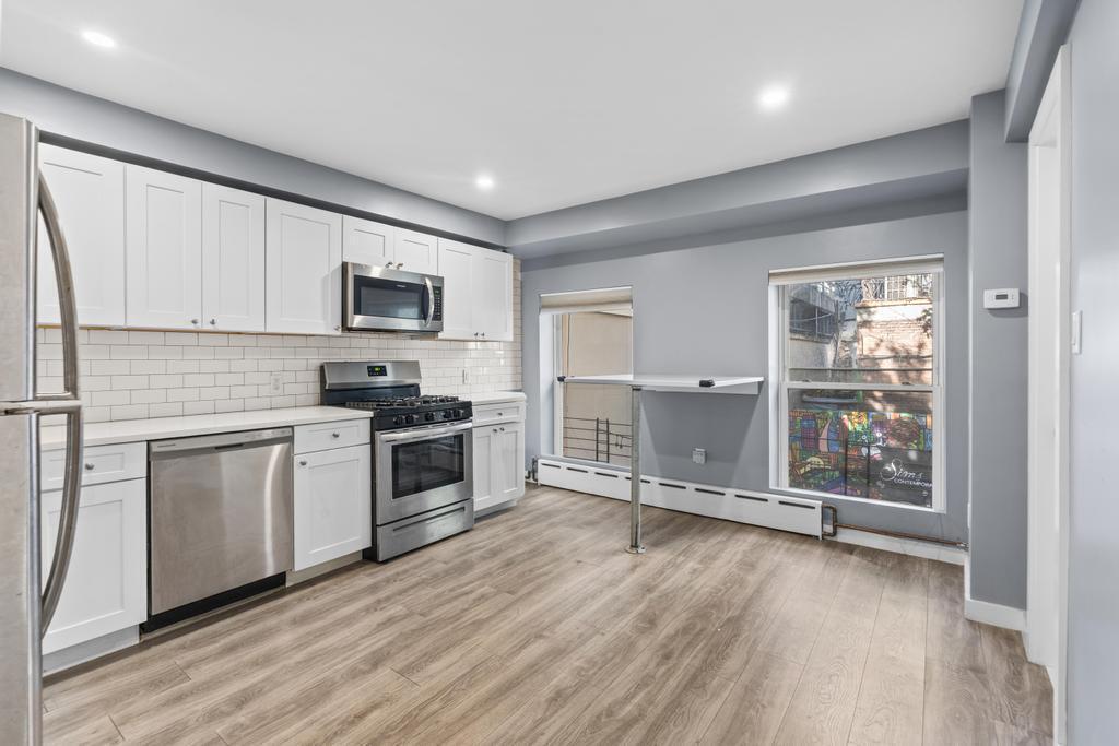 509 W 23rd Street 1