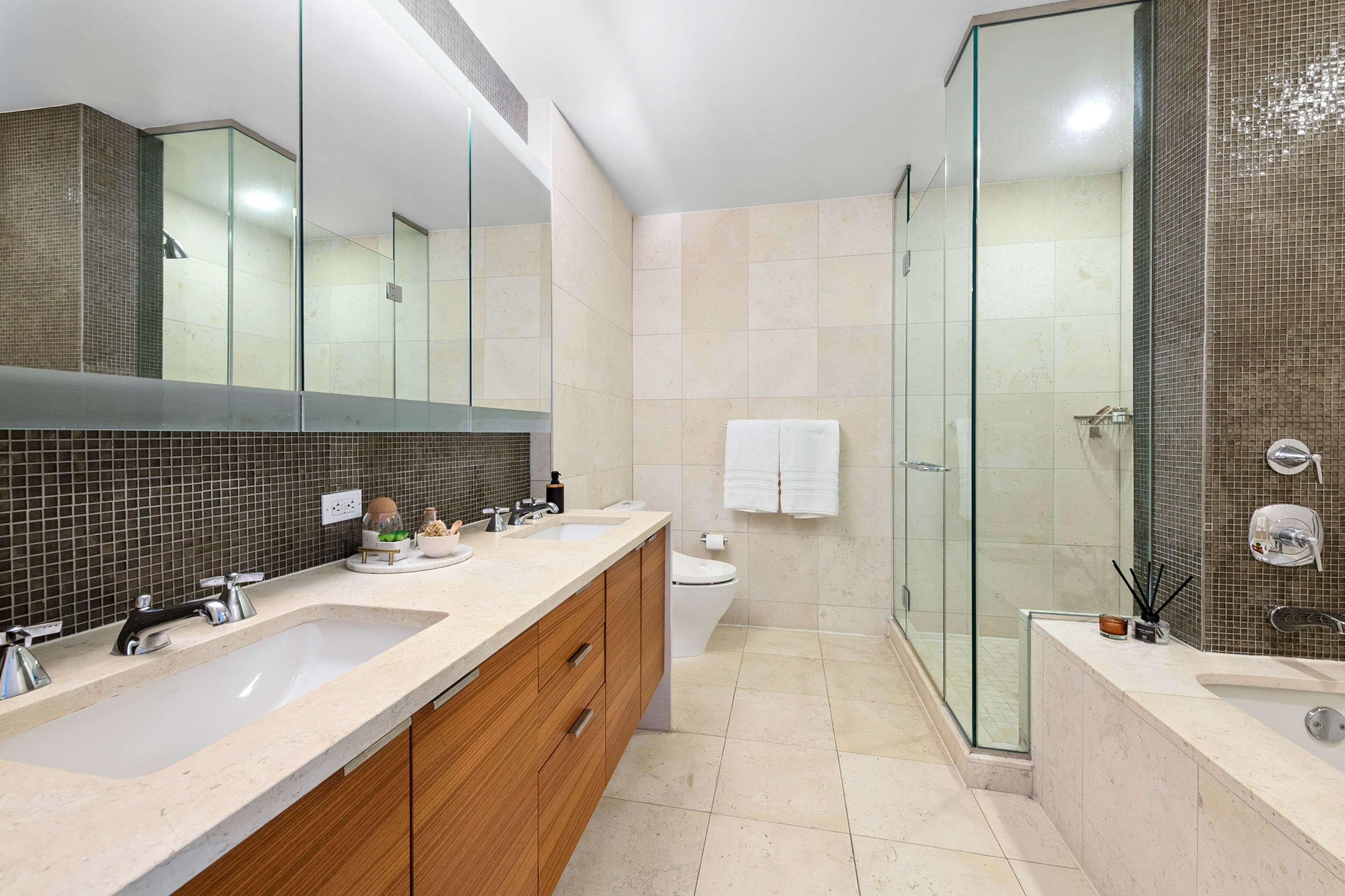 70 Little West Street 22G