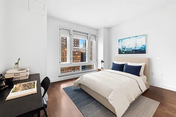 70 Little West Street 22G