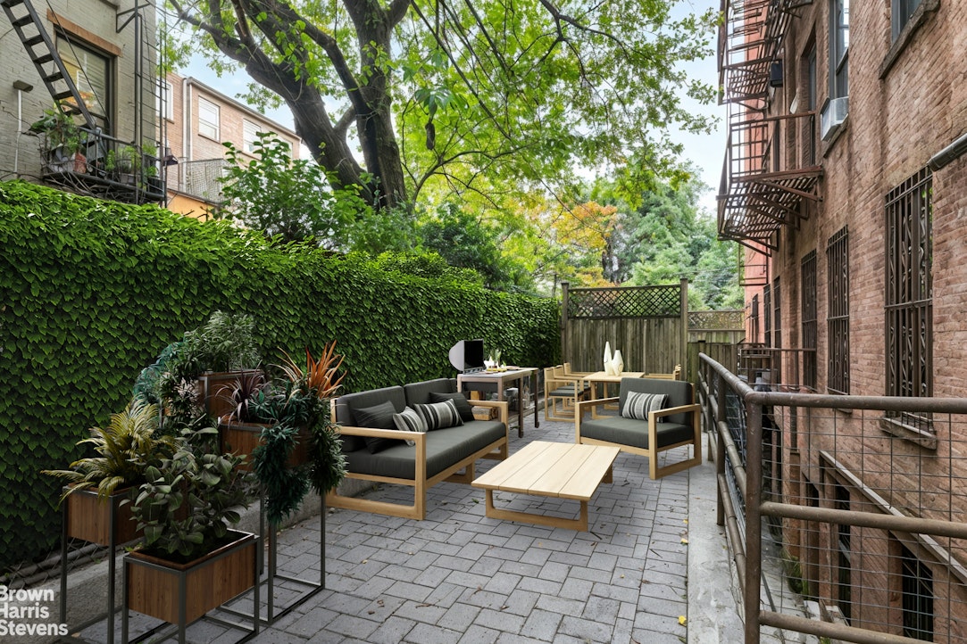 11 STERLING Place 1A