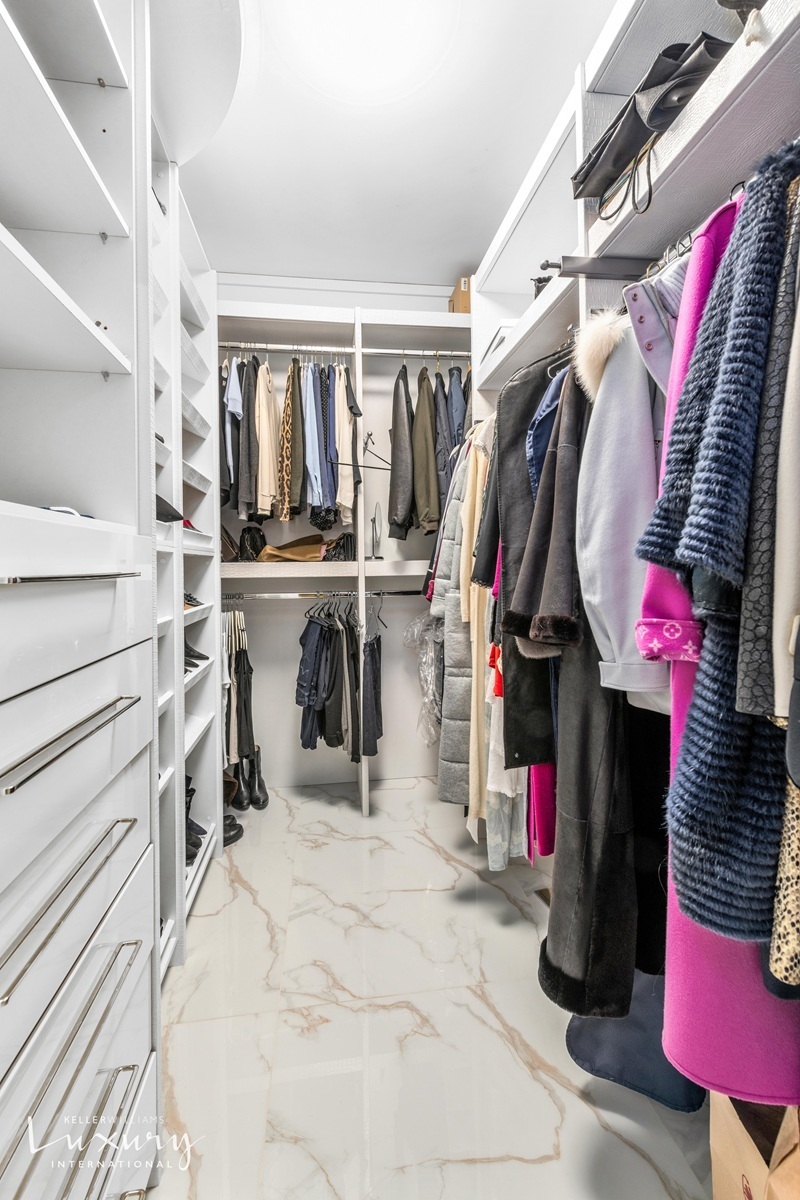 721 Fifth Avenue 32H