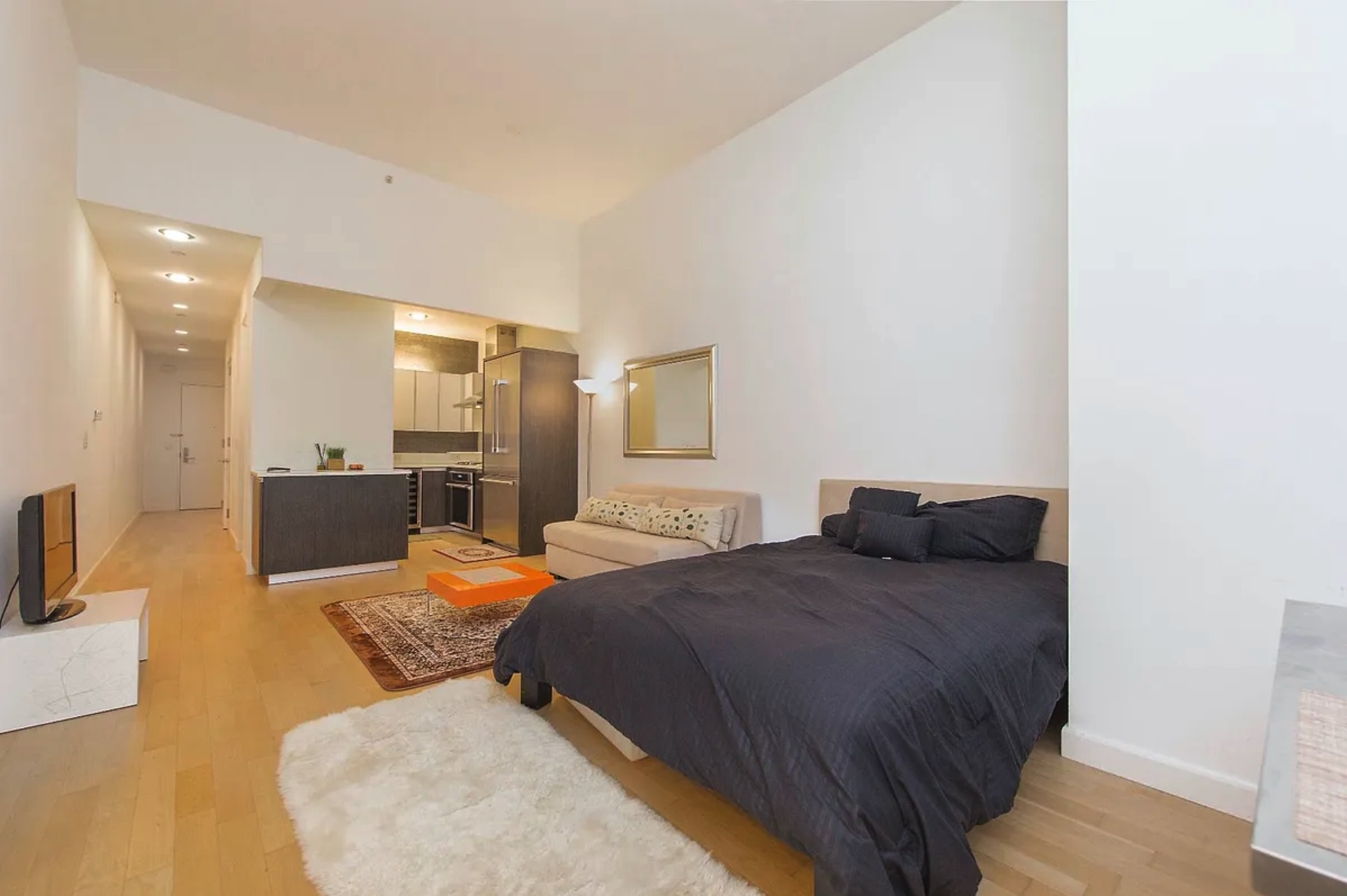 247 W 46th Street 302