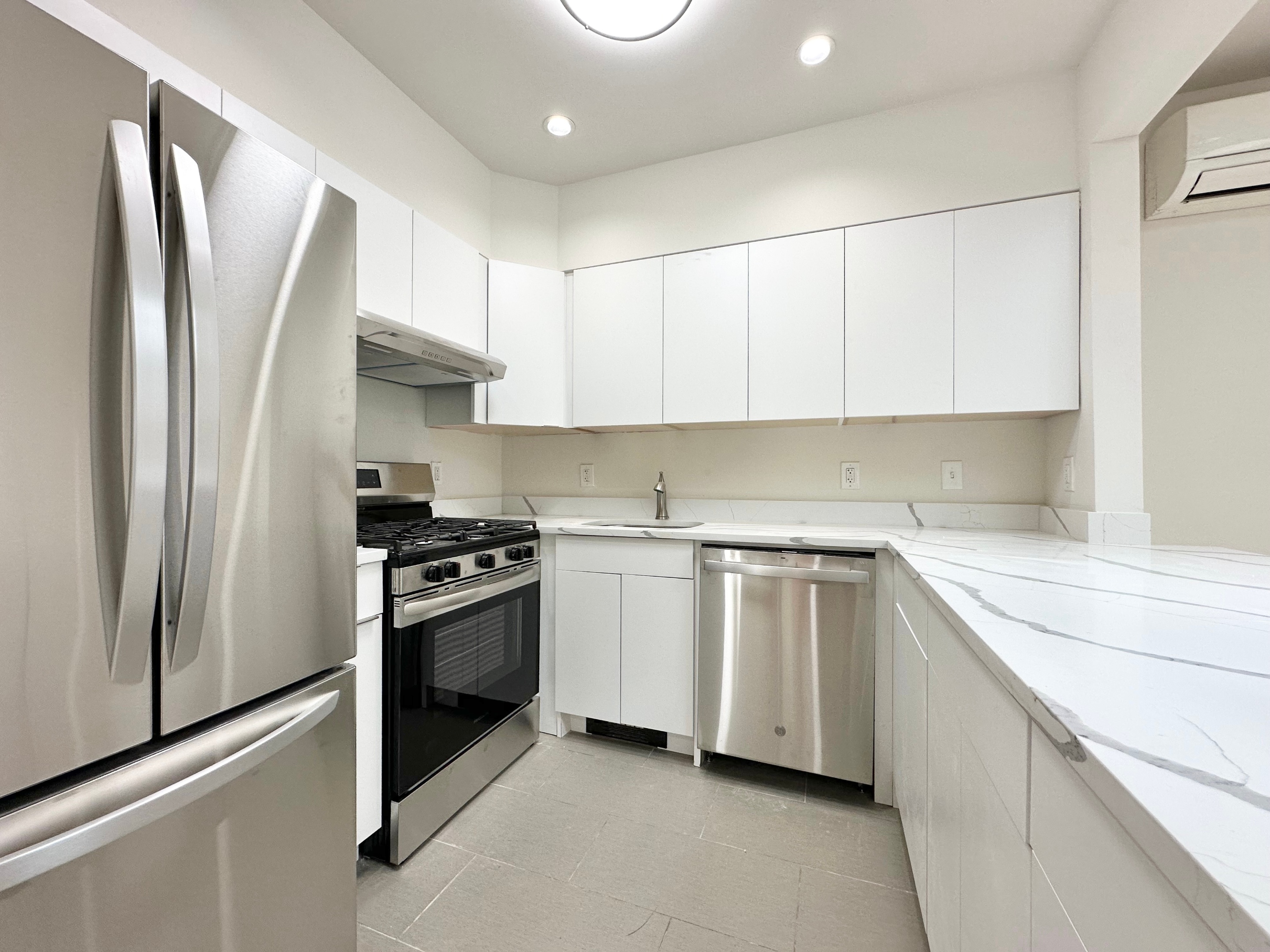 20-21 35th Street 2