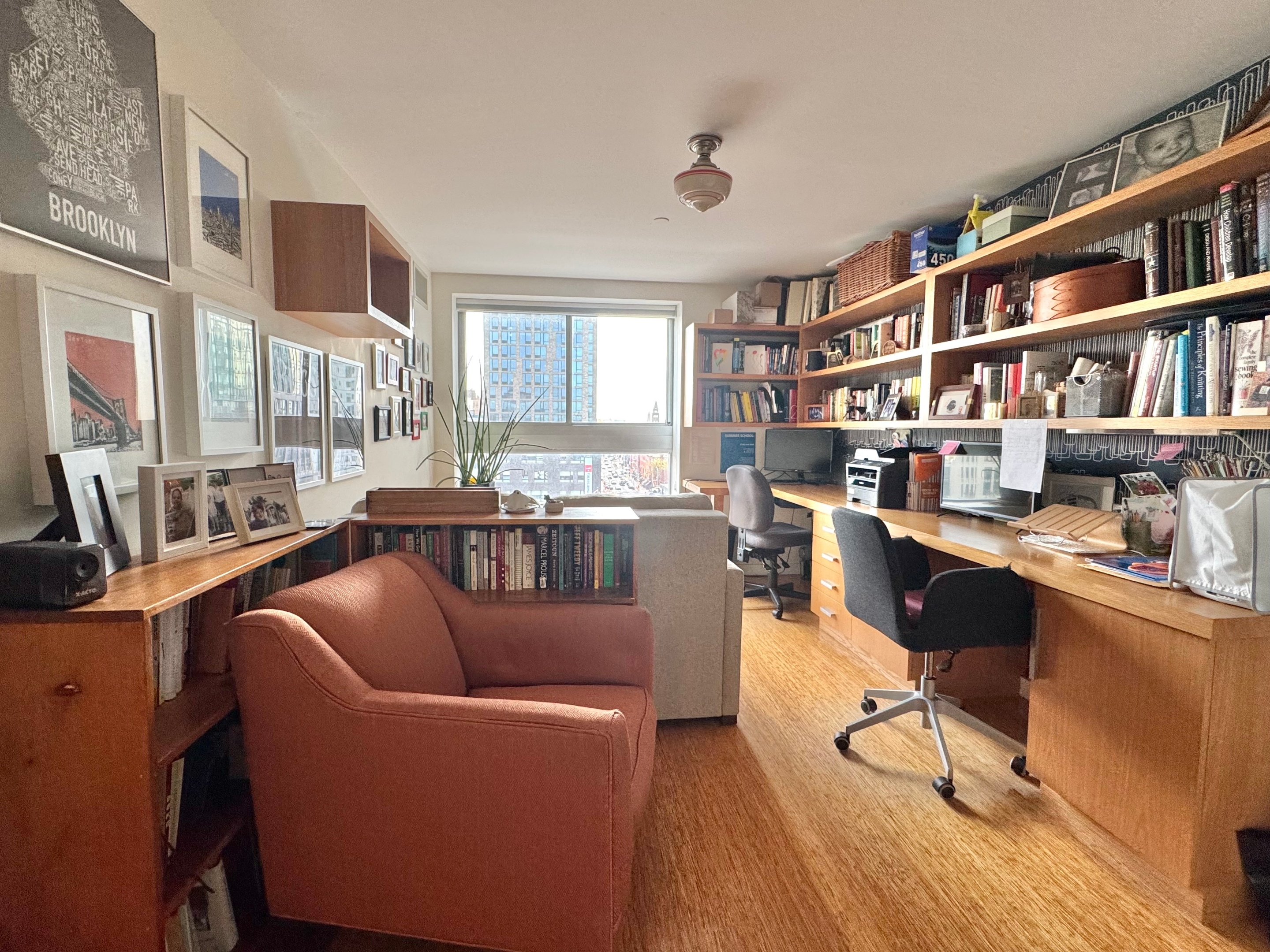 212 S Oxford Street 8G