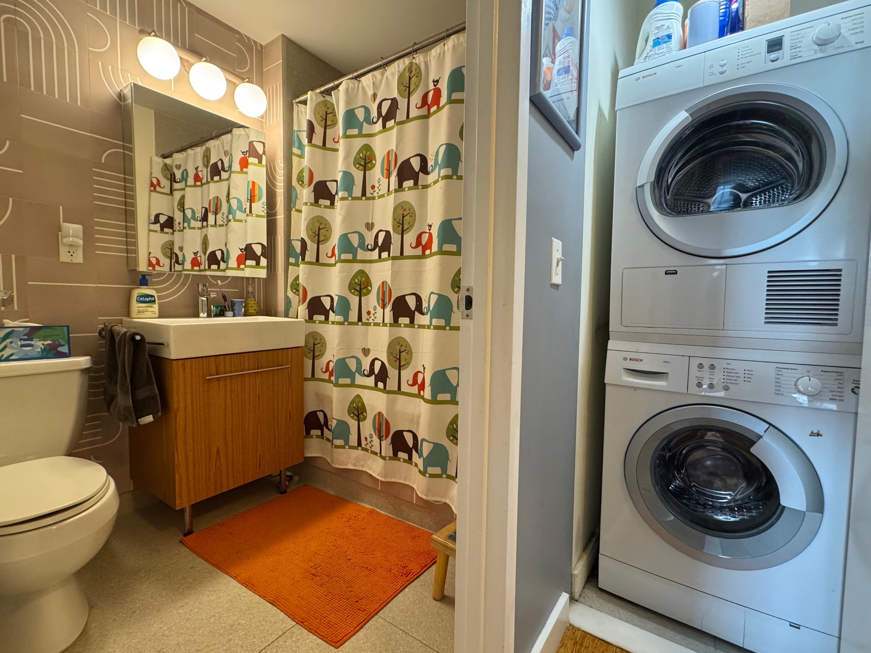 212 S Oxford Street 8G