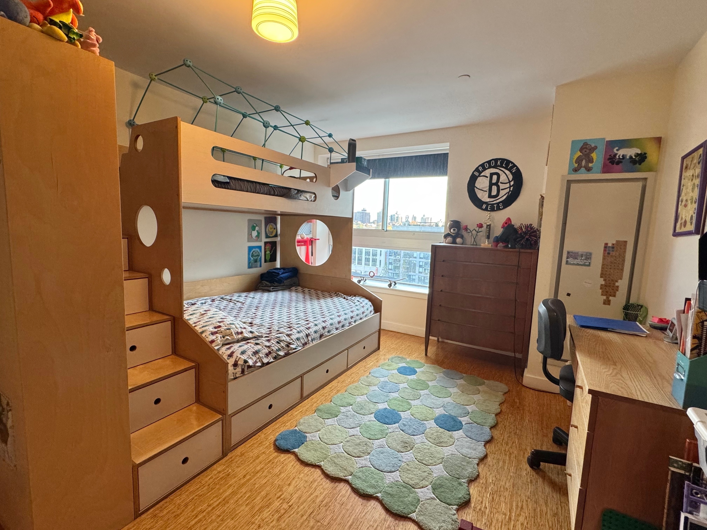 212 S Oxford Street 8G