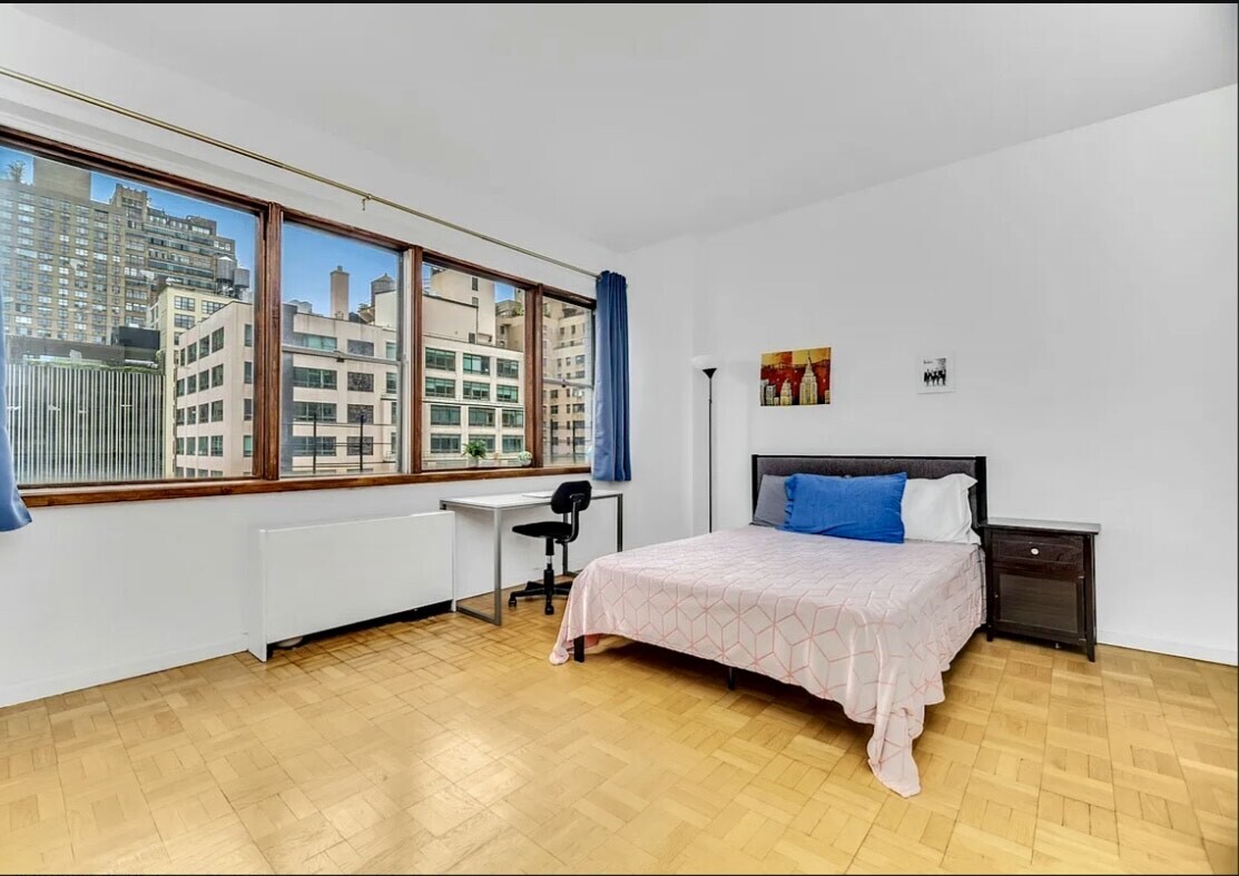 321 E 48th Street PHBC