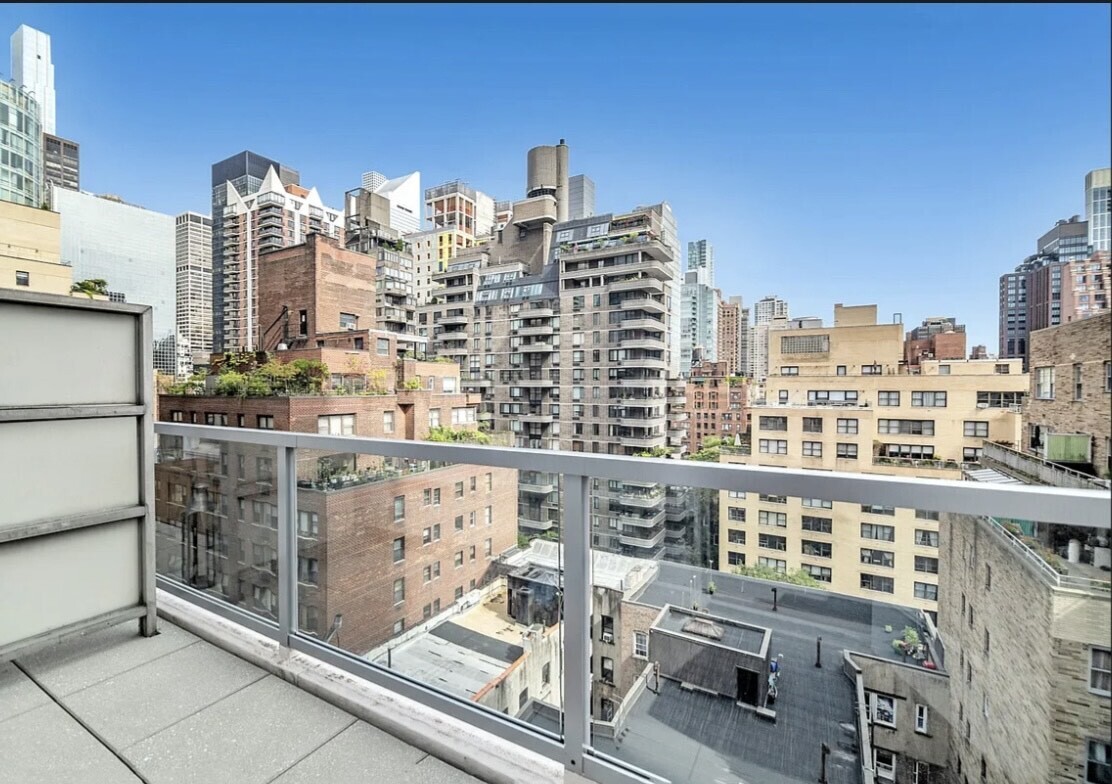 321 E 48th Street PHBC