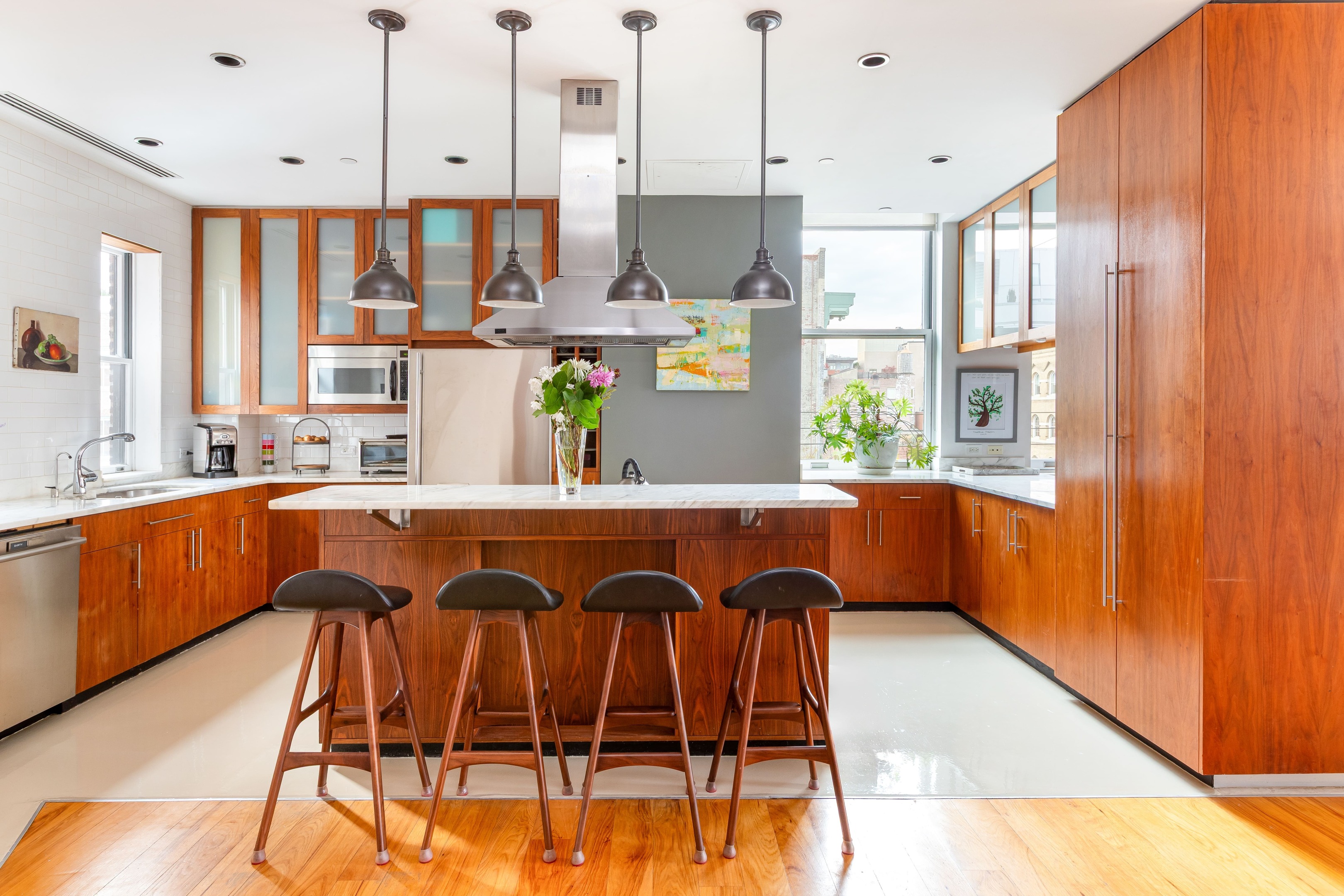 161 Hudson Street 8A