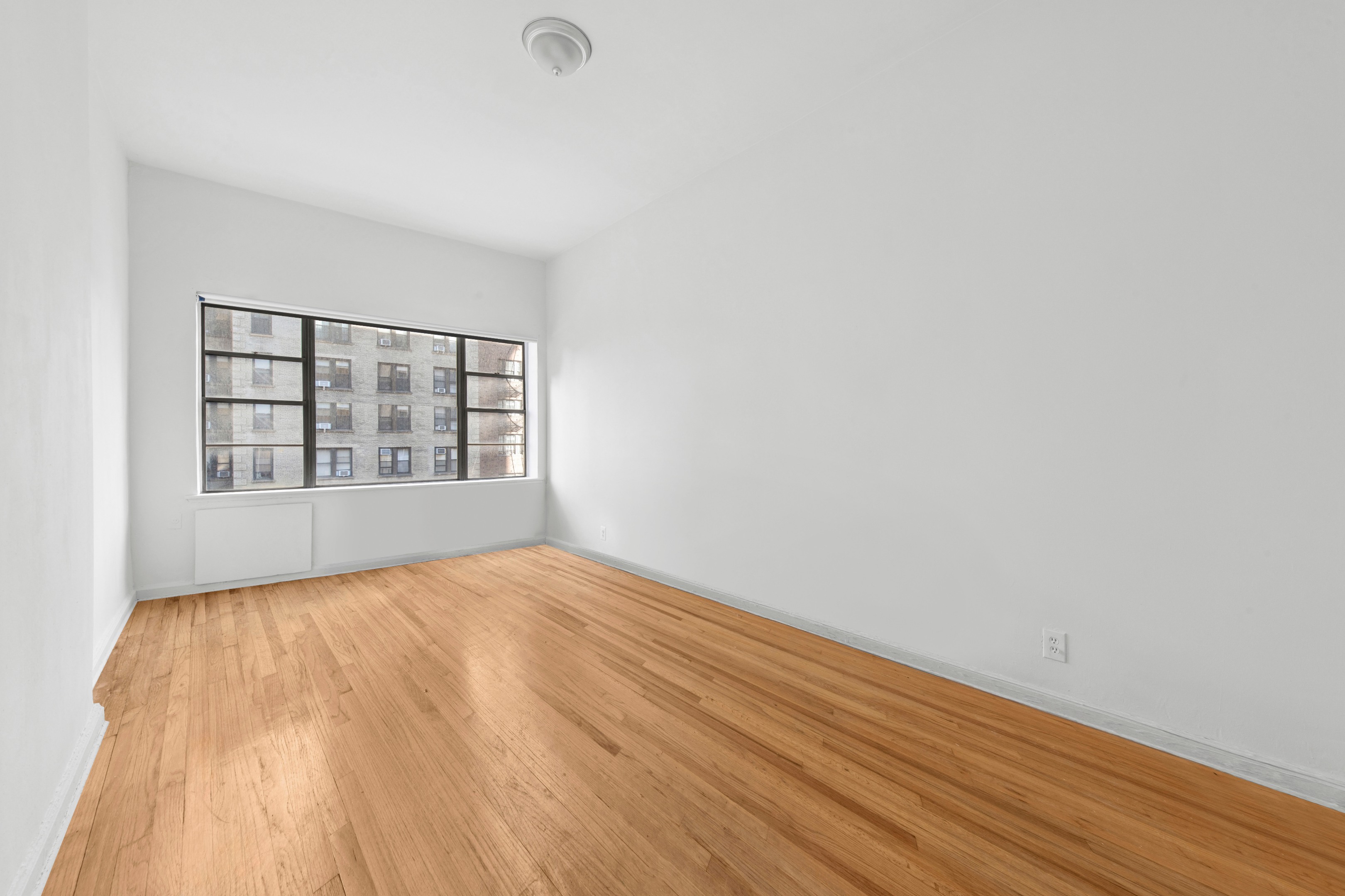 44 W 72nd Street 5D
