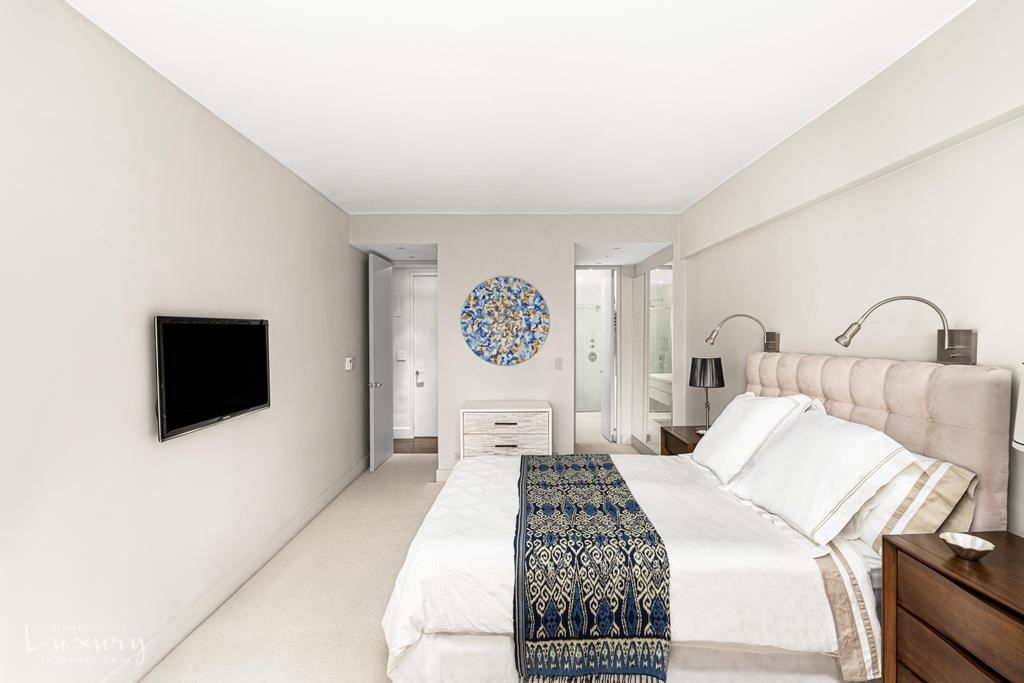 58 W 58th Street 19A