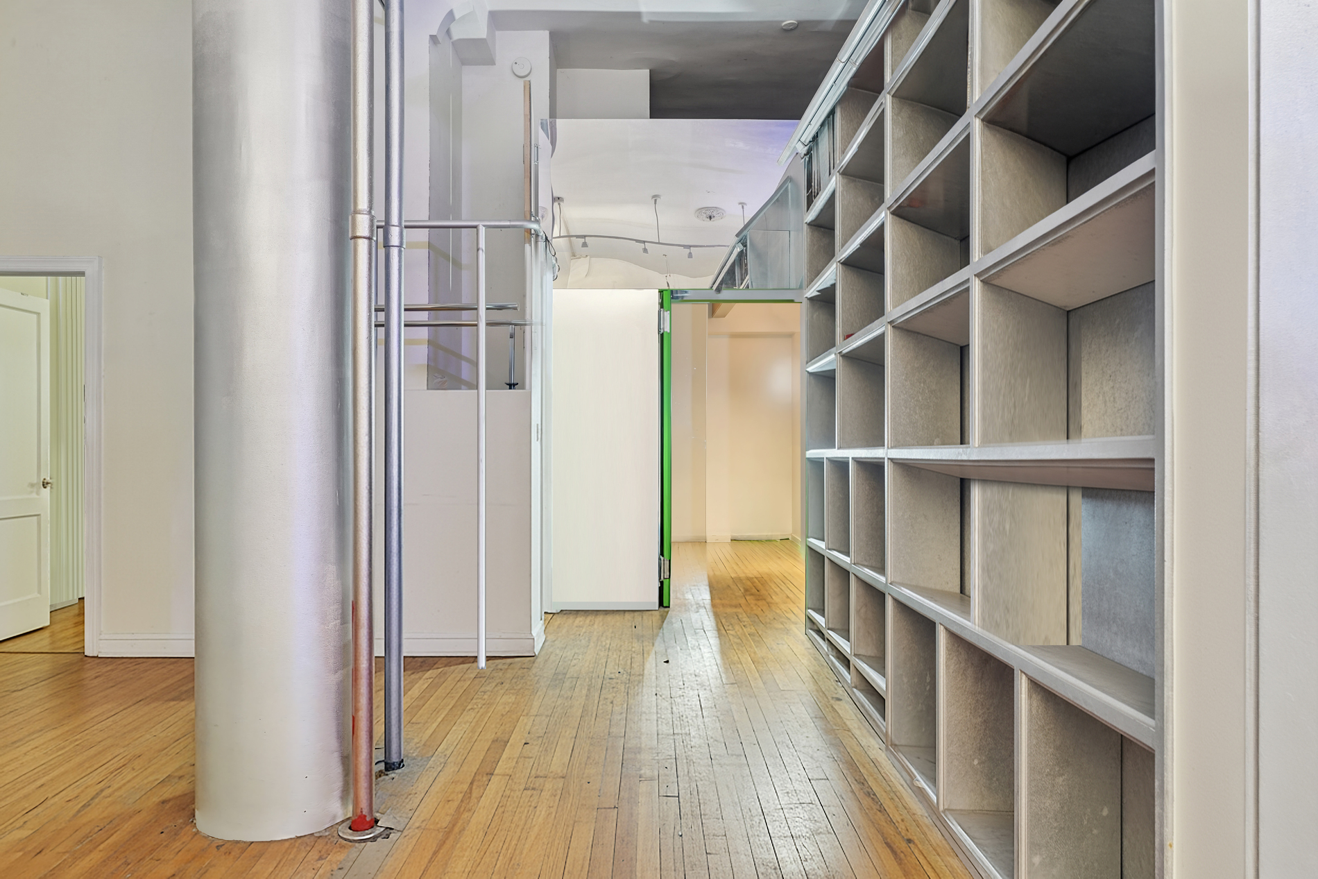 30 E 10th Street 2S