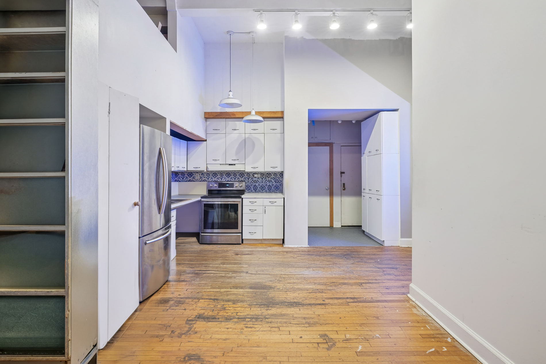 30 E 10th Street 2S