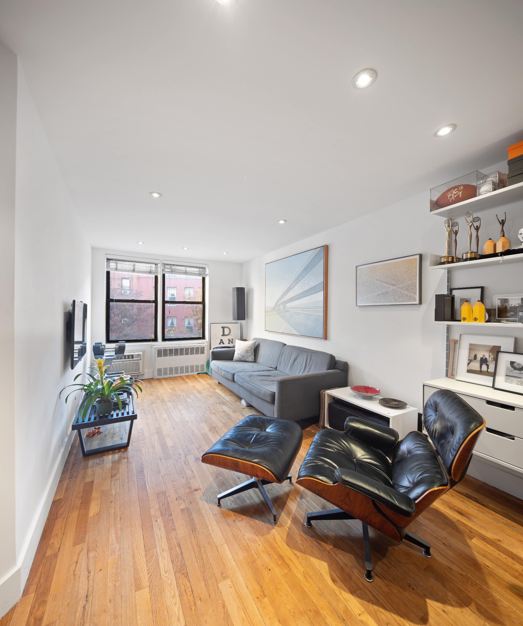 165 Christopher Street 3N