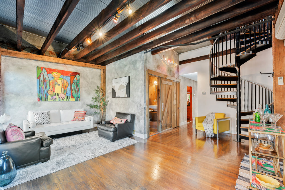 463 W 47th Street 4