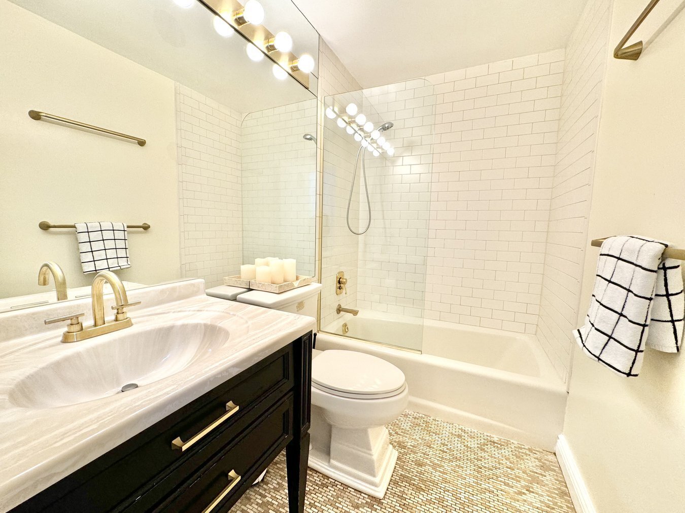 222 W 14th Street 2H