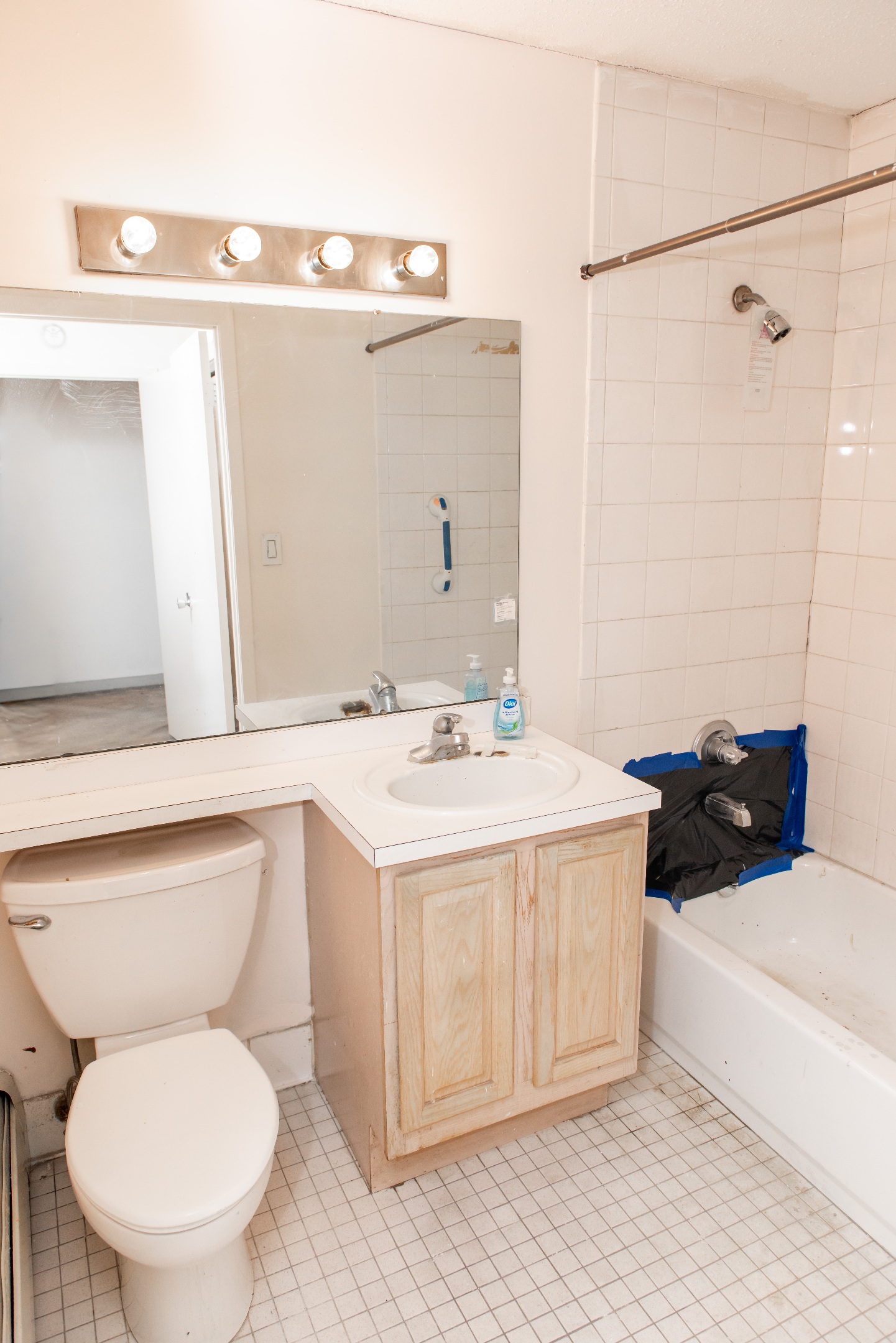 1901 Madison Avenue 301