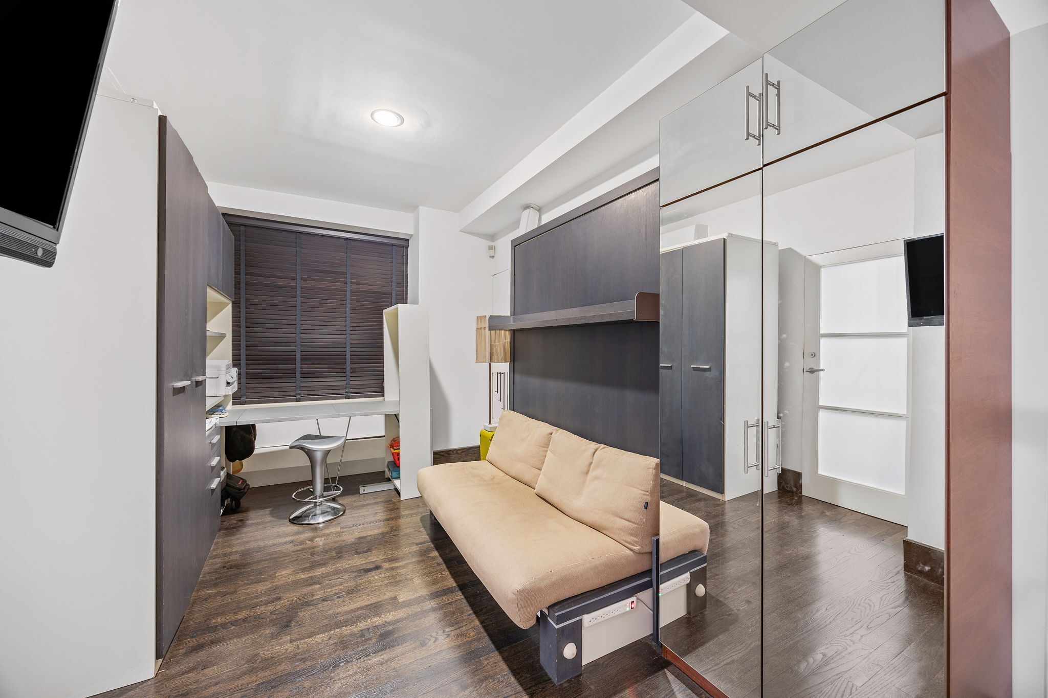 100 Central Park S 2B