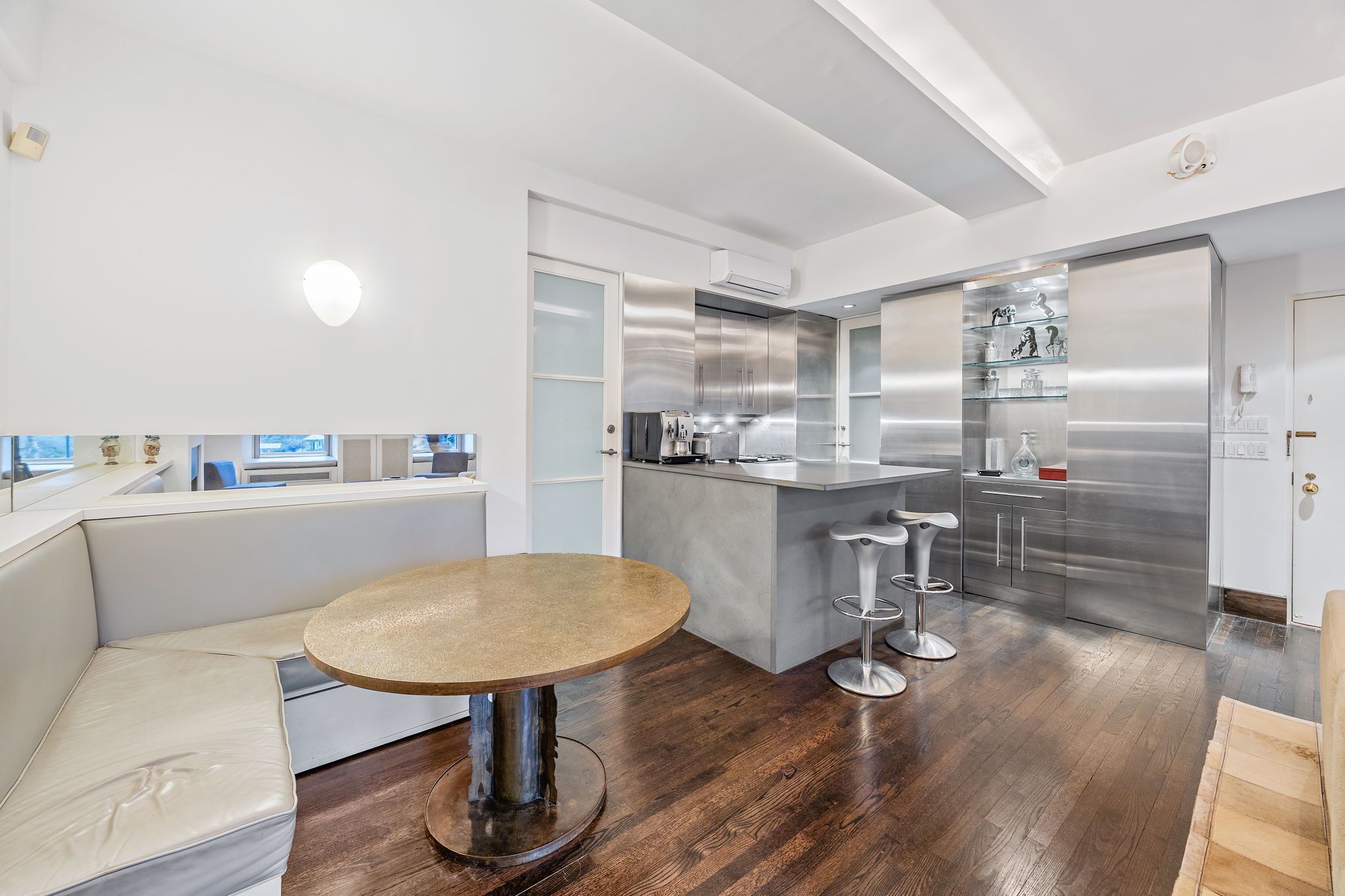 100 Central Park S 2B