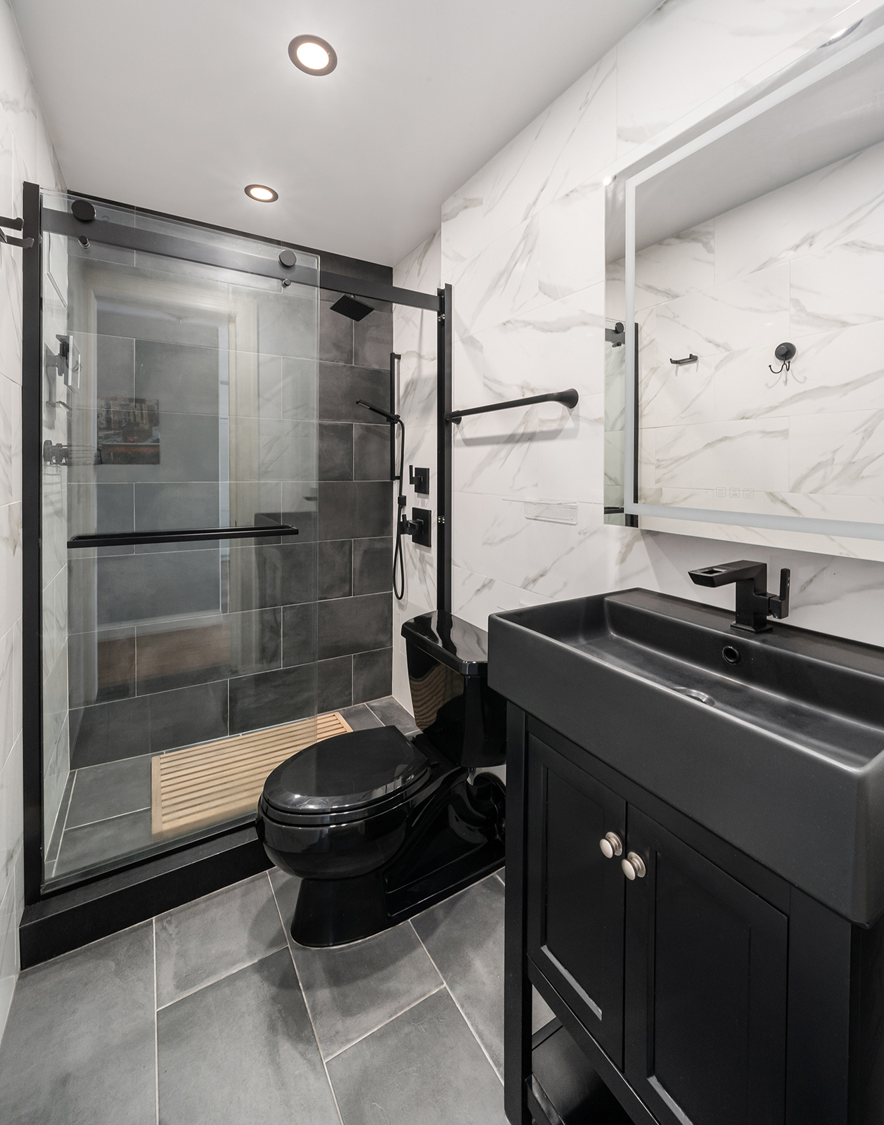 161 W 61st Street 35E