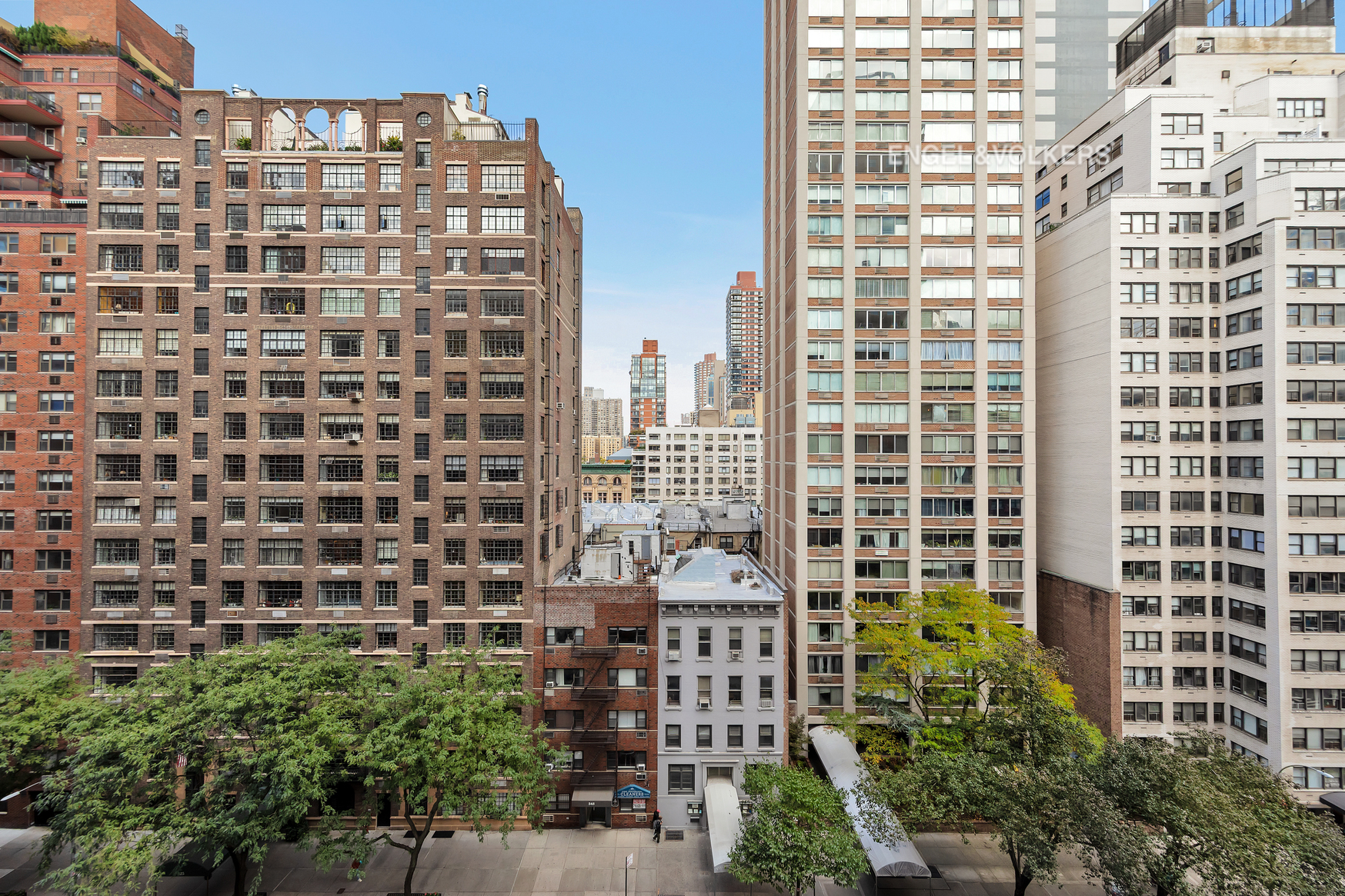 350 E 72nd Street 9B