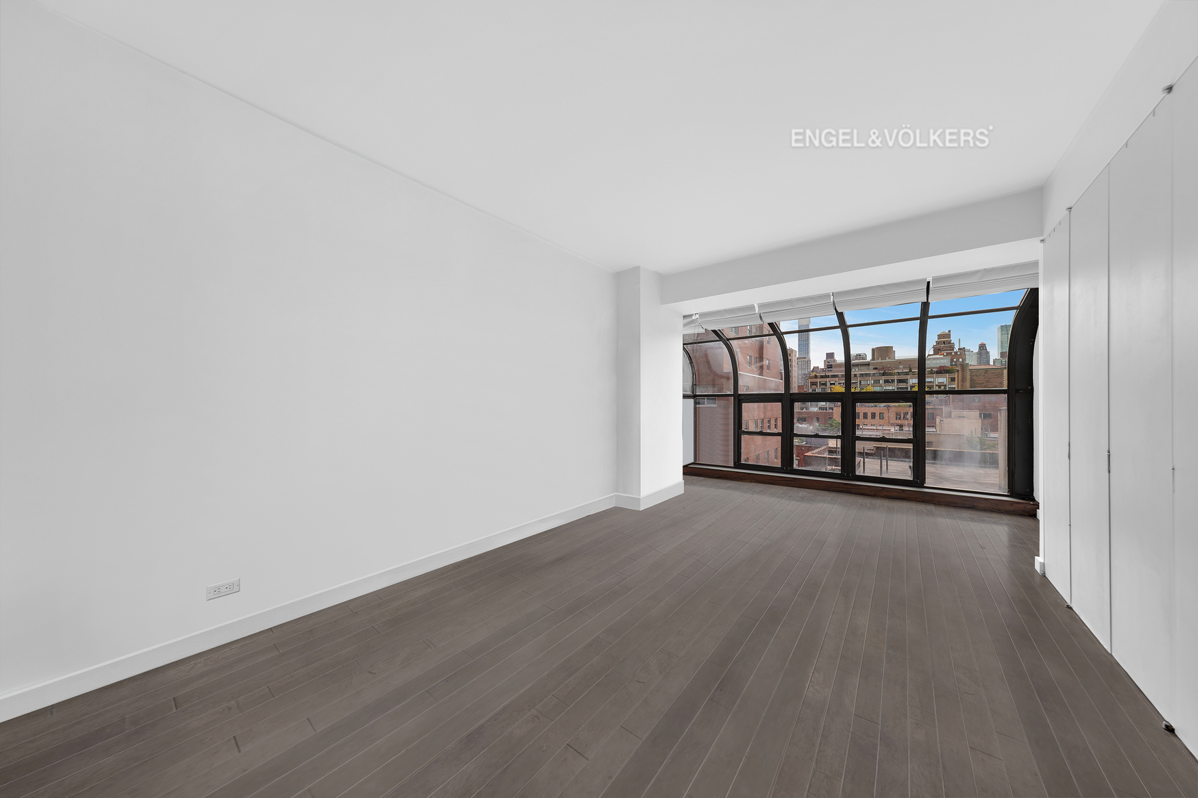 350 E 72nd Street 9B