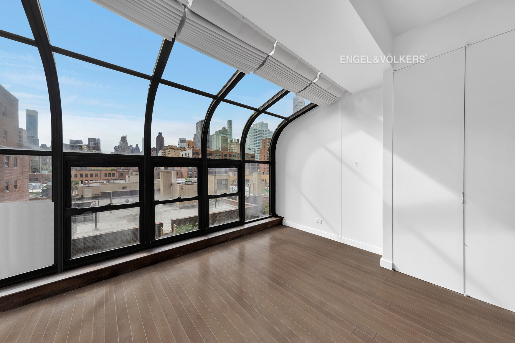 350 E 72nd Street 9B