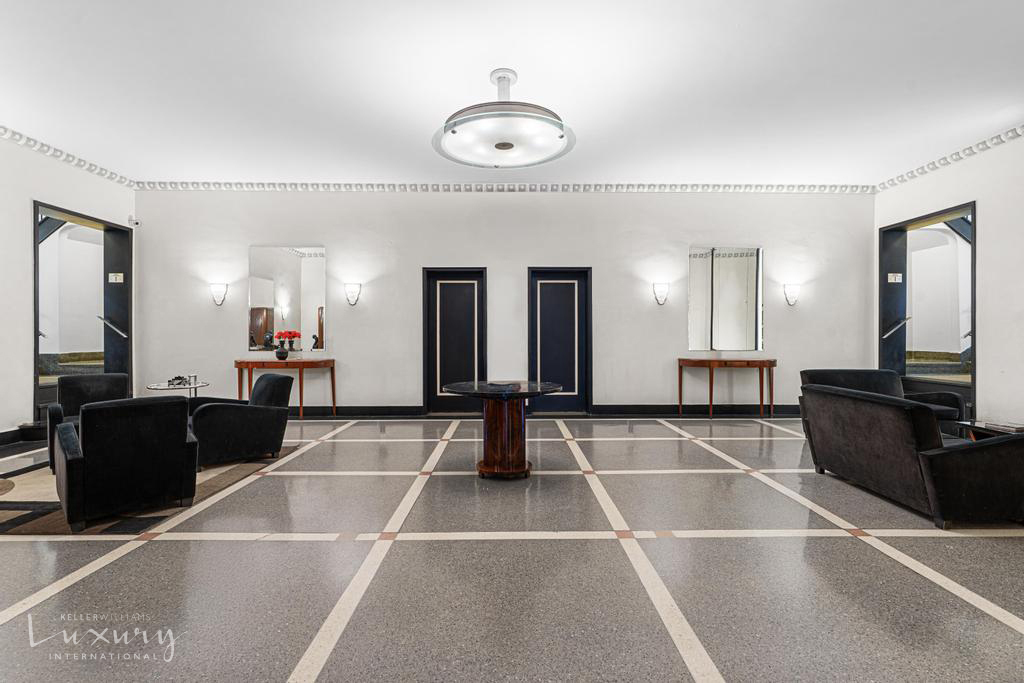 225 E 74th Street 4N