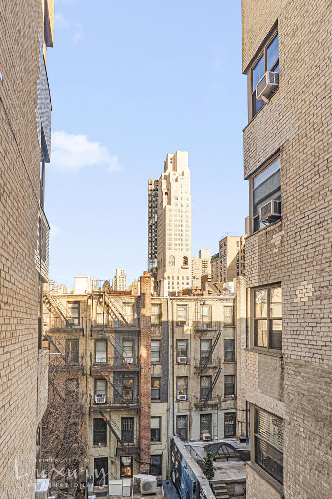 225 E 74th Street 4N