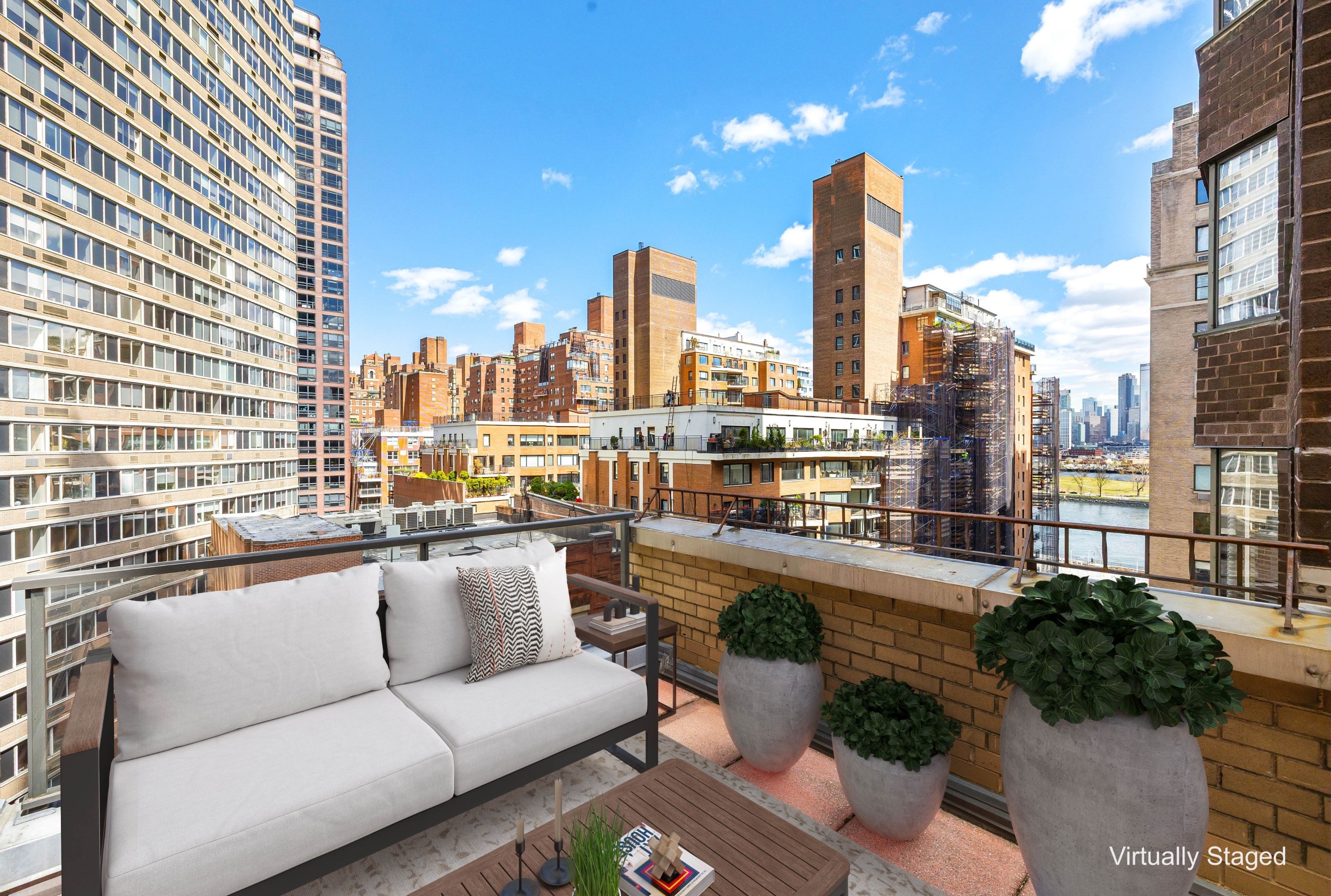 415 E 52nd Street 10DC