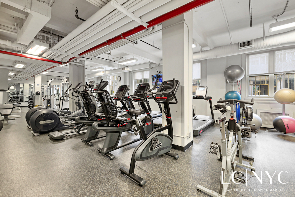 415 E 52nd Street 10DC