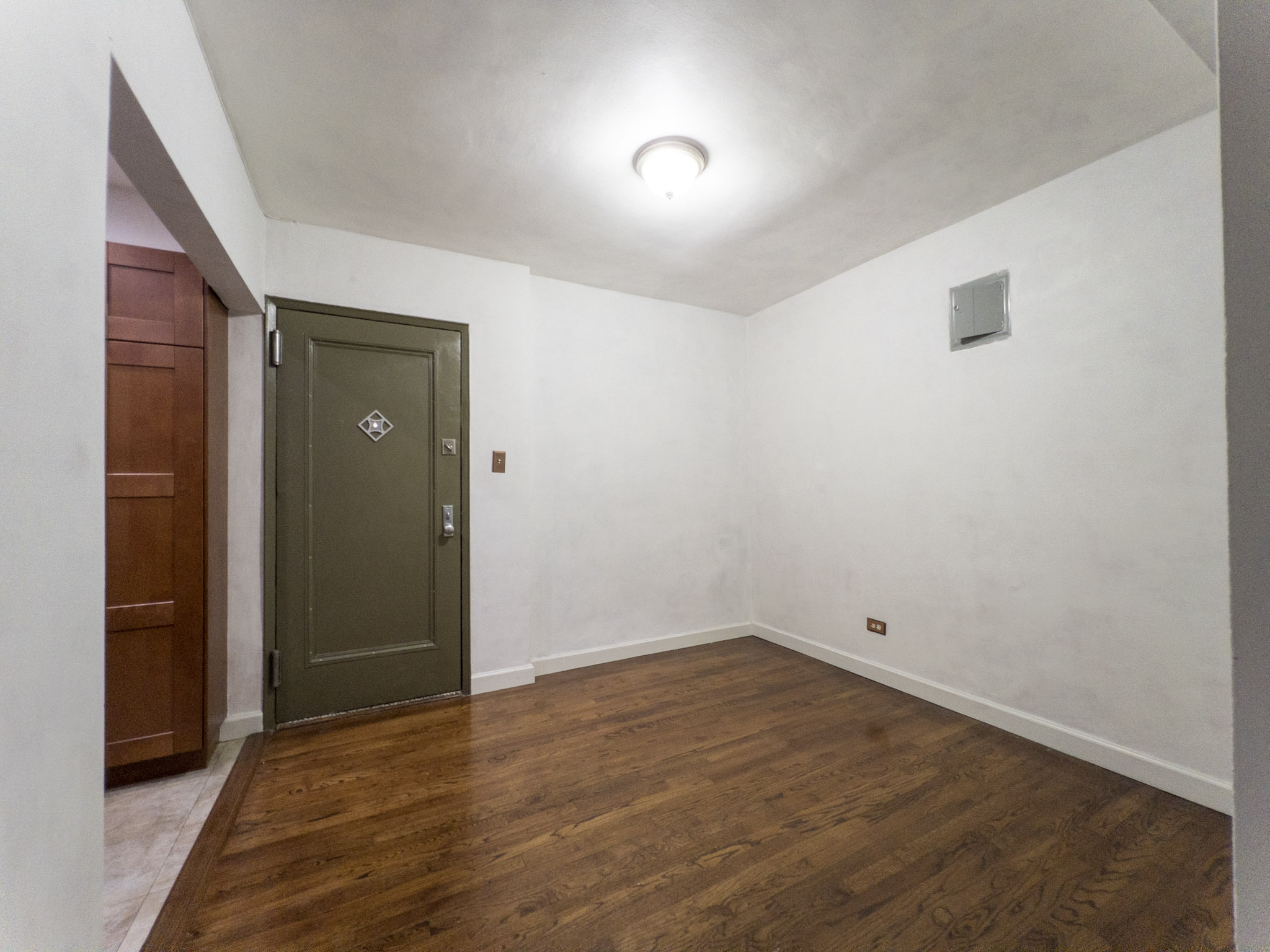 3535 Kings College Place 1E