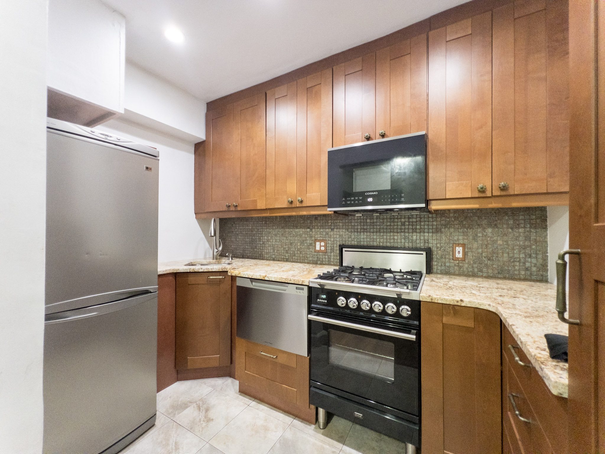 3535 Kings College Place 1E