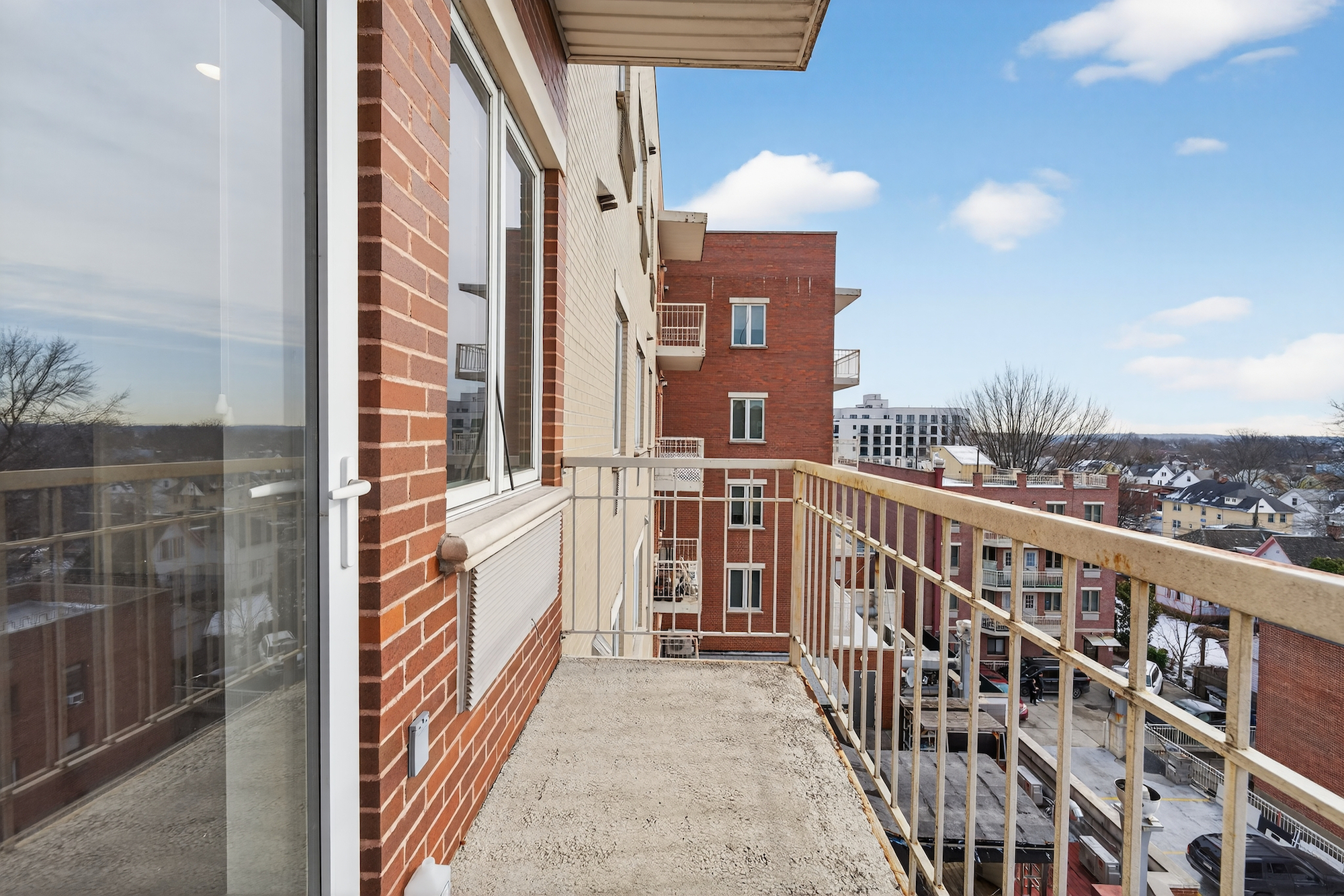 149-06 Northern Boulevard 501