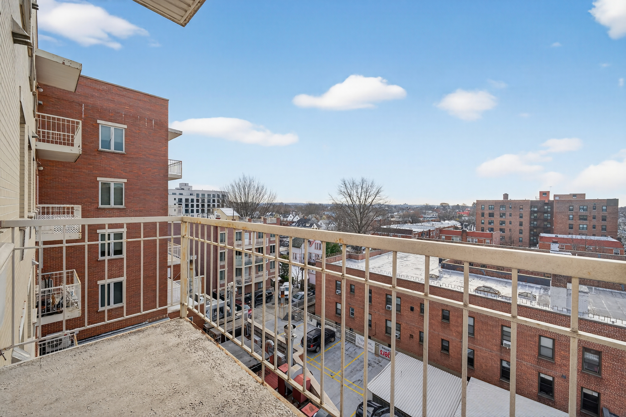 149-06 Northern Boulevard 501